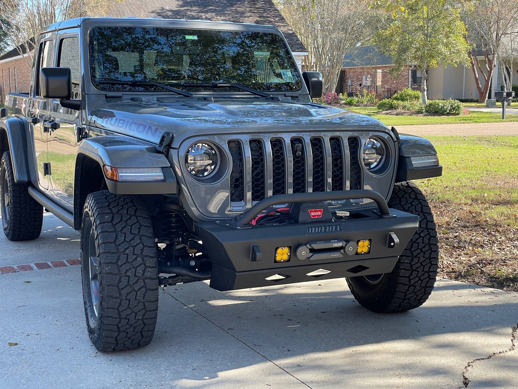Jeep Gladiator Looking for stubby bumper with recessed winch mount between frame rails IMG_6549