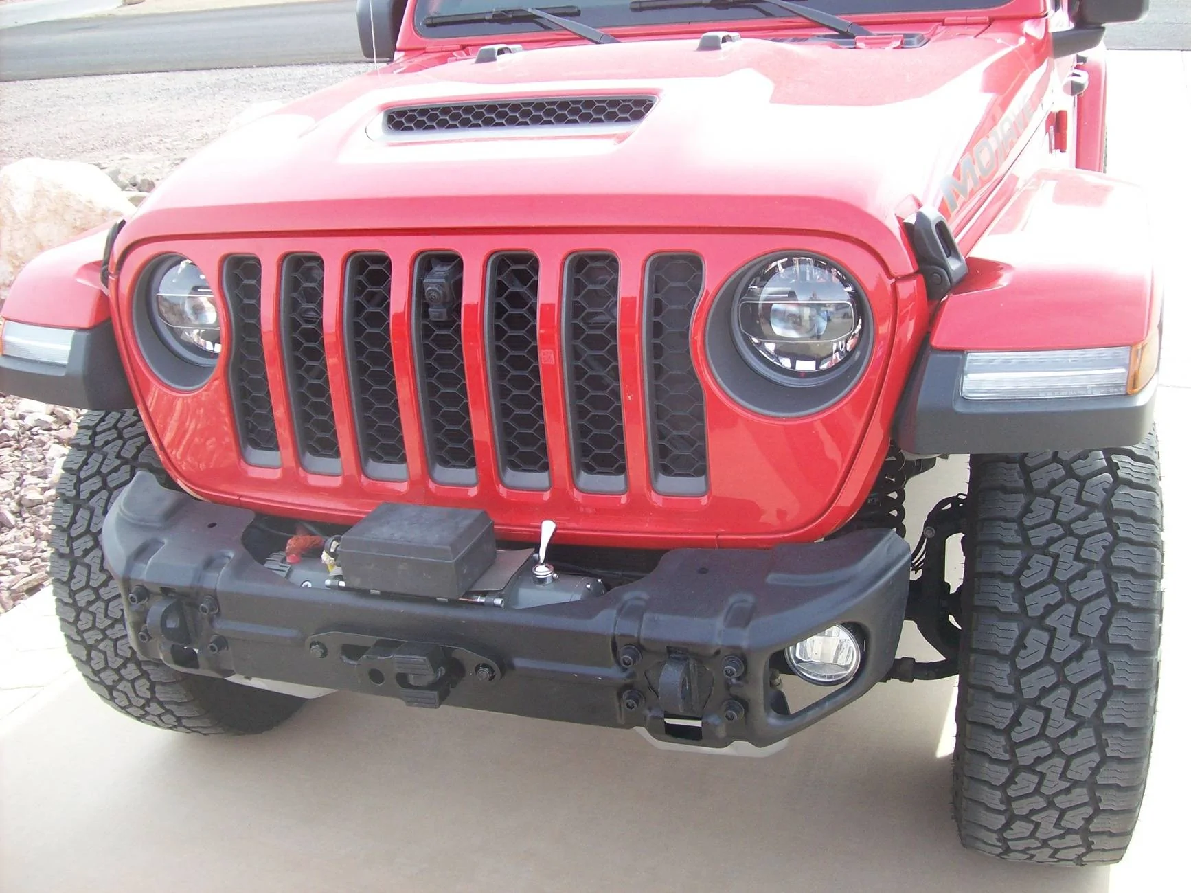 Jeep Gladiator Looking for stubby bumper with recessed winch mount between frame rails 101_2433
