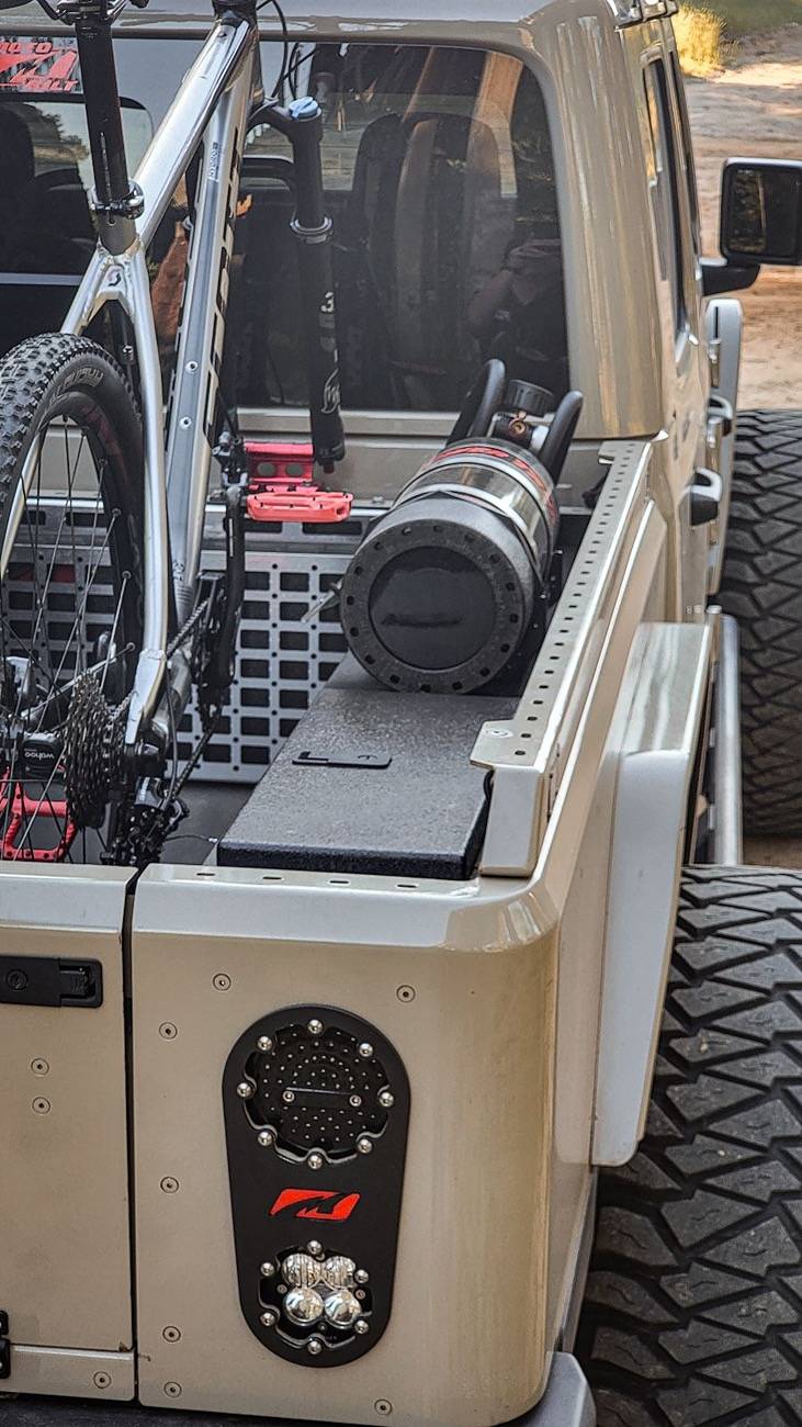 Jeep Gladiator Motobilt Bobbed Bed IMG_4246