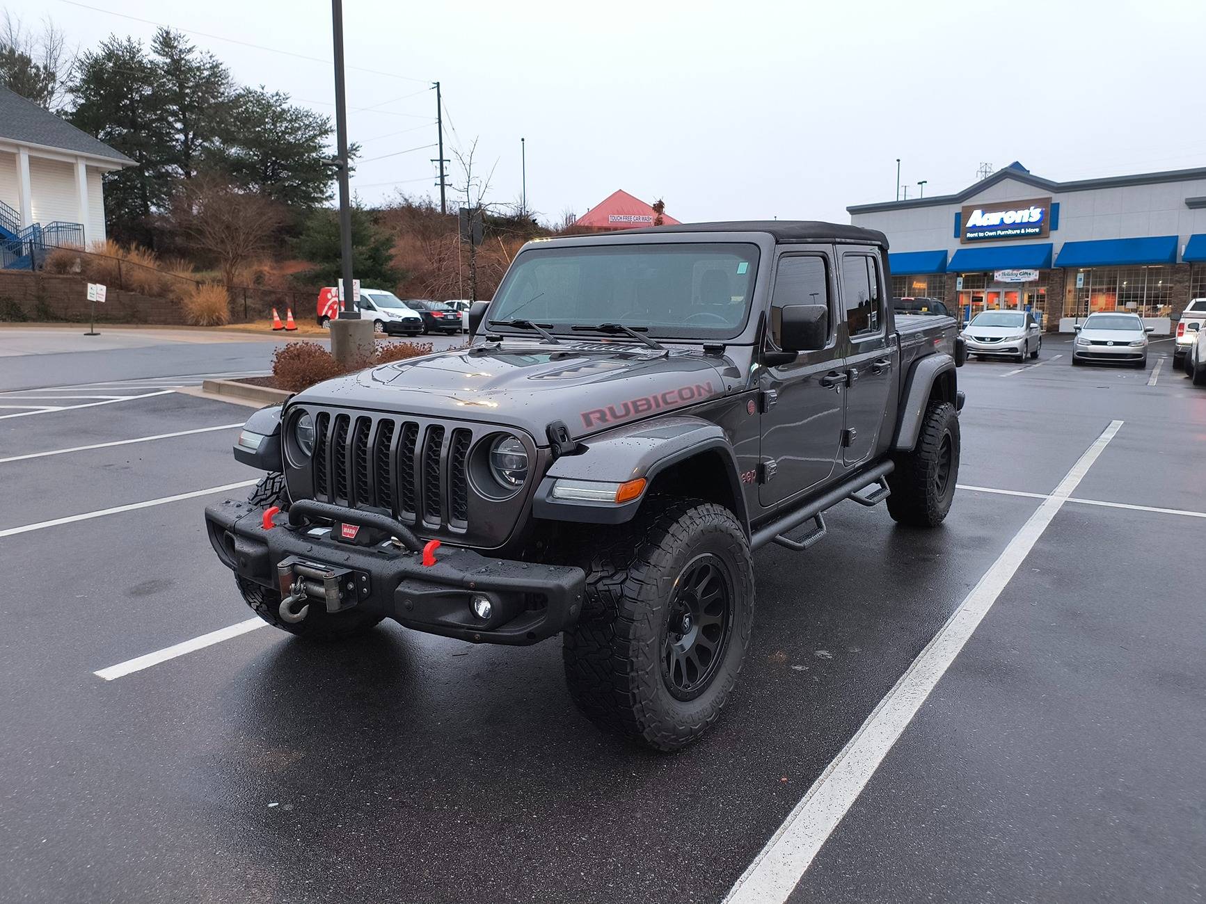 Jeep Gladiator My Gladiator came with 35s, I'm looking to downsize... trade? 1000009816