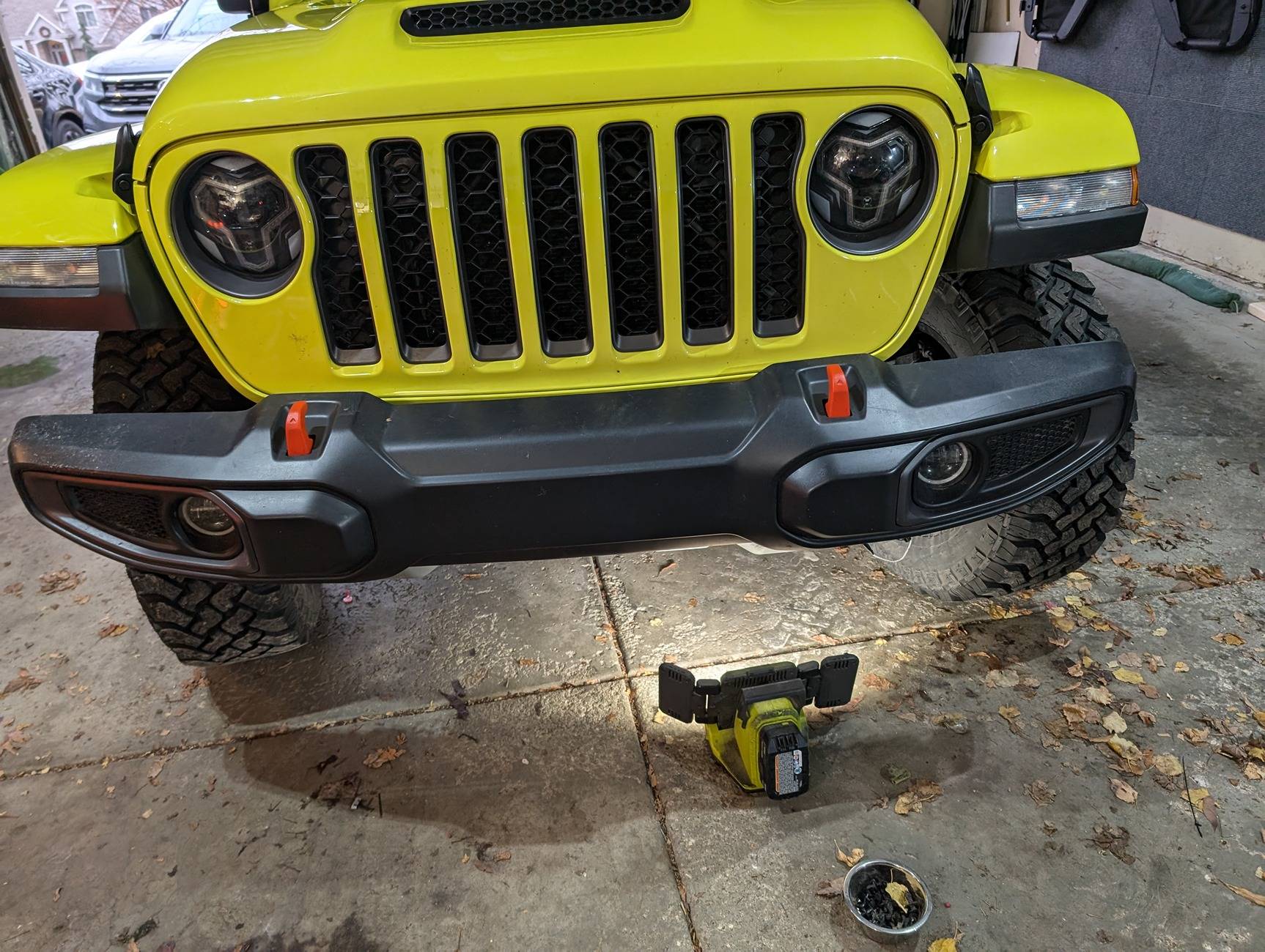 Jeep Gladiator 40% Off All Badlands Winches Today Only - Dec 19 PXL_20241229_204900461.MP