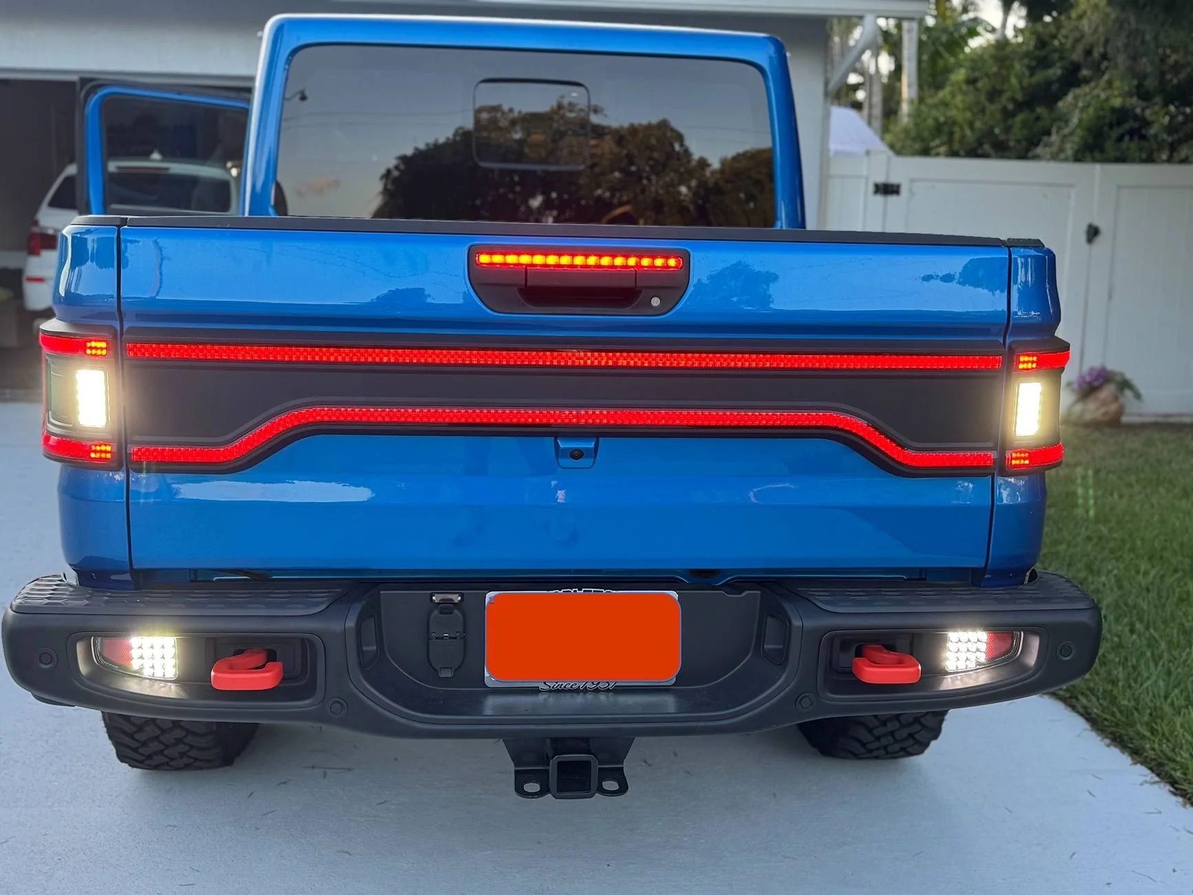 Jeep Gladiator Tail lights:  Are all JT's halogen?  All LED?  Mixed by trim level? Jeep Lights
