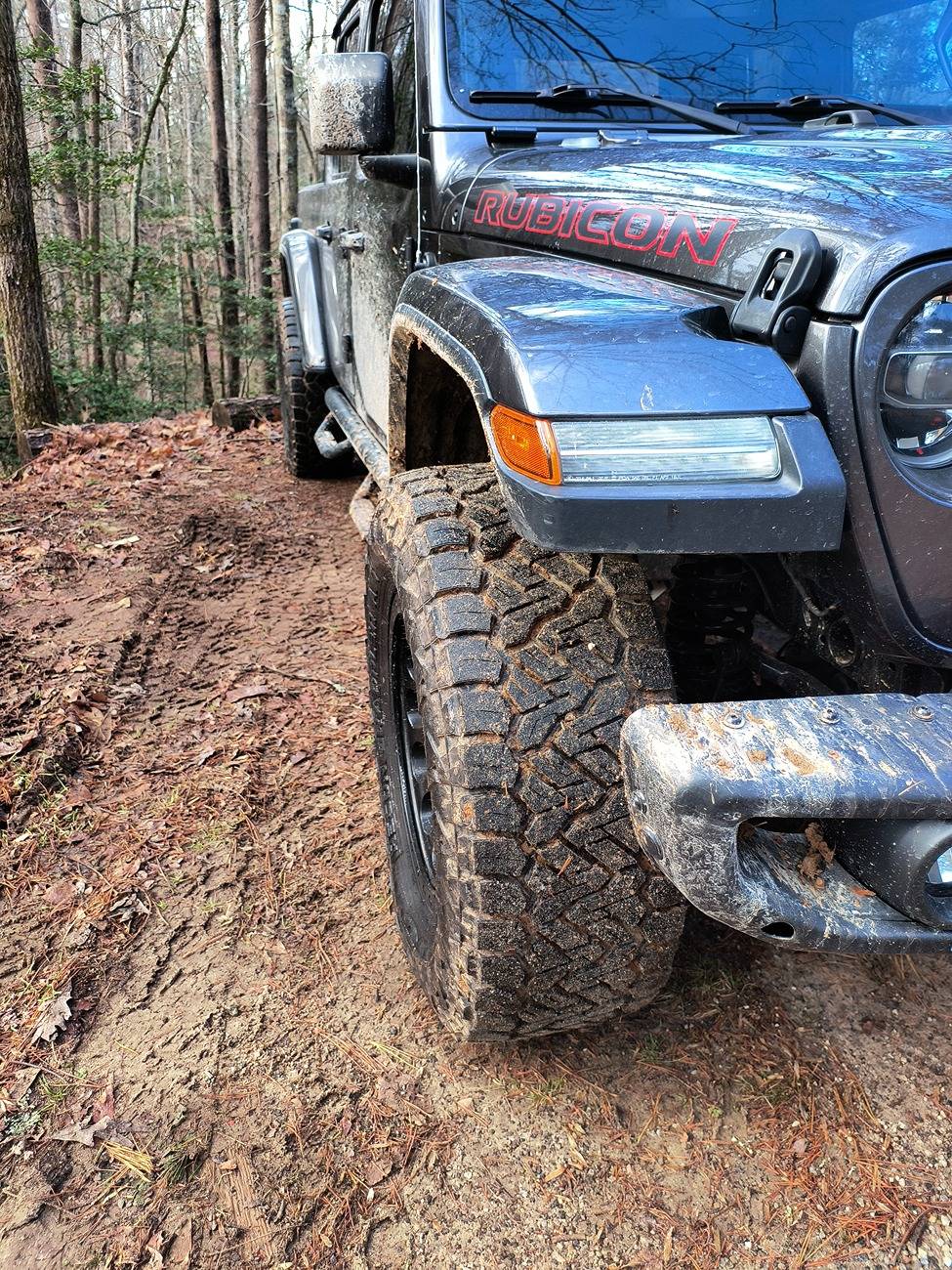 Jeep Gladiator My Gladiator came with 35s, I'm looking to downsize... trade? 1000009854
