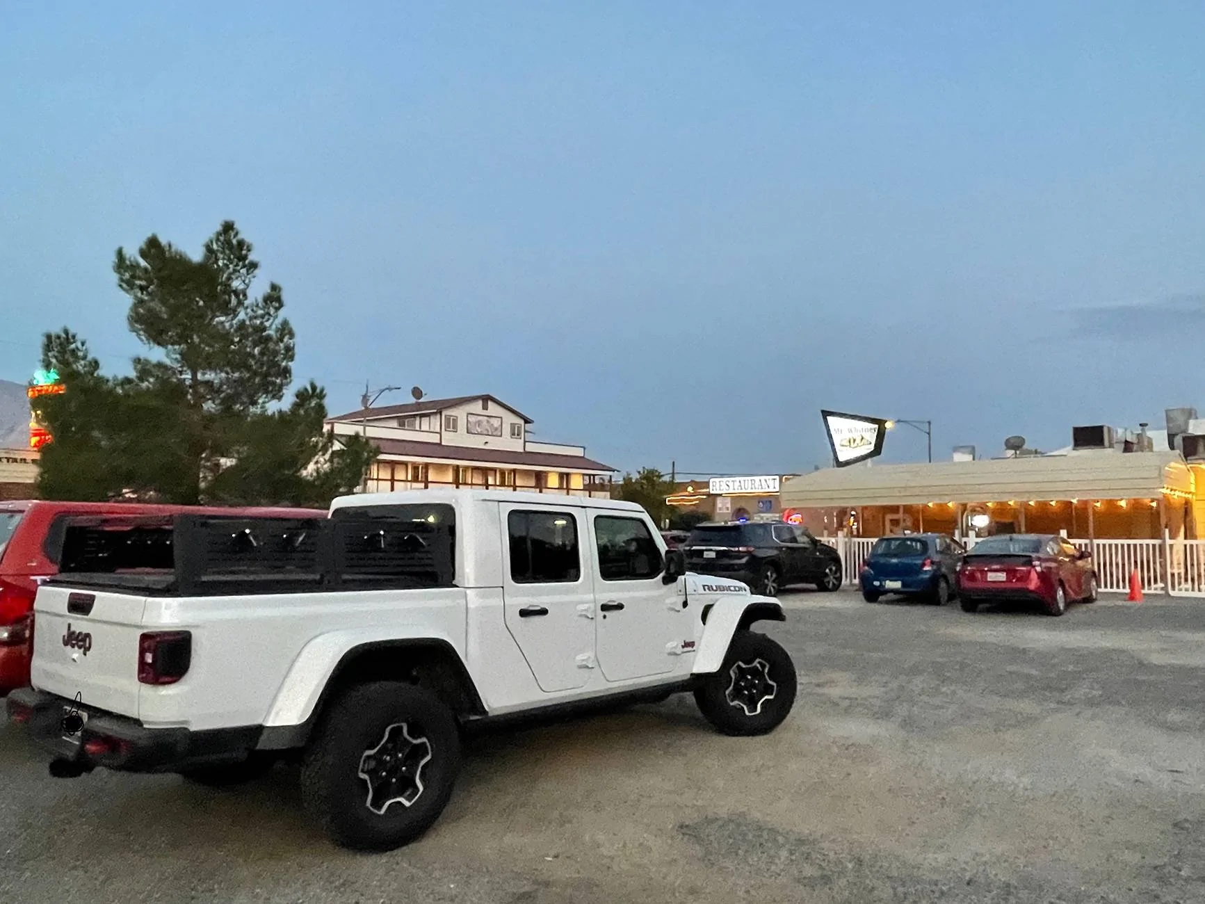 Jeep Gladiator Rebel Offroad XPLOR 1/2 height bed rack with Dometic Fridge slide IMG_6959