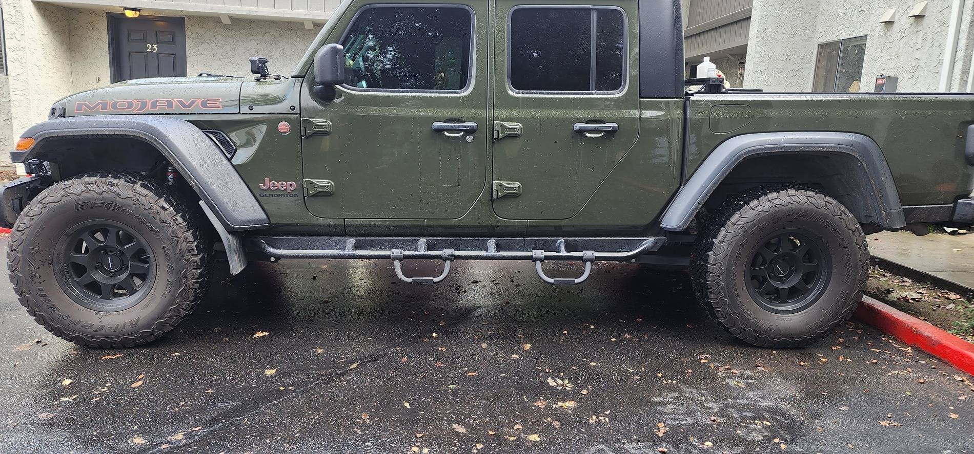 Jeep Gladiator Andrew's 2022 Sarge Green Mojave - Northern CA 20241222_120227