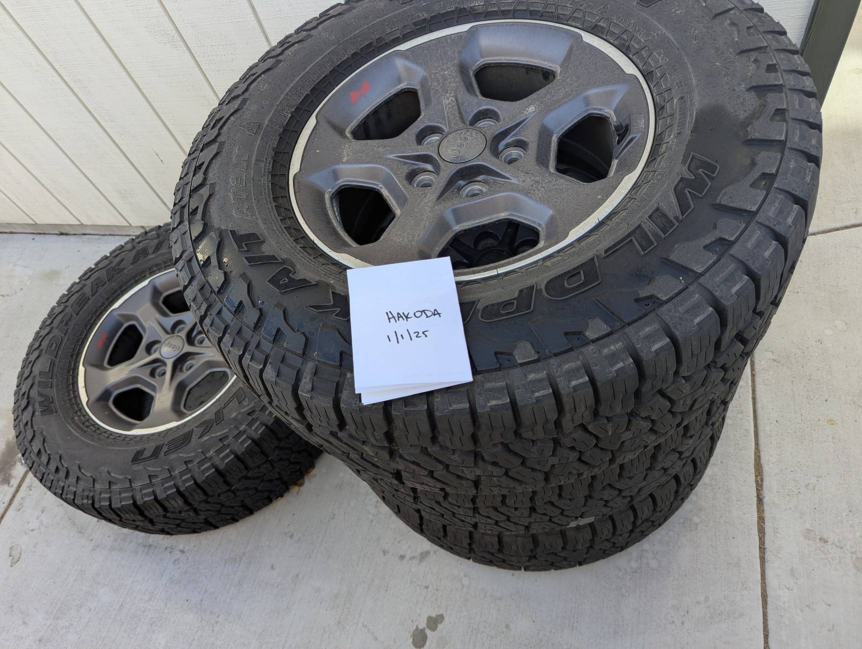 Jeep Gladiator Rubicon wheels/tires (4x) PXL_20250101_185821590