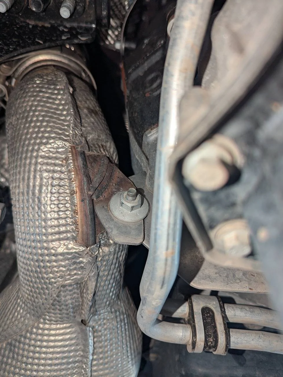 Jeep Gladiator 20k Oil / Fuel filter change and broken exhaust hanger. 1000222352
