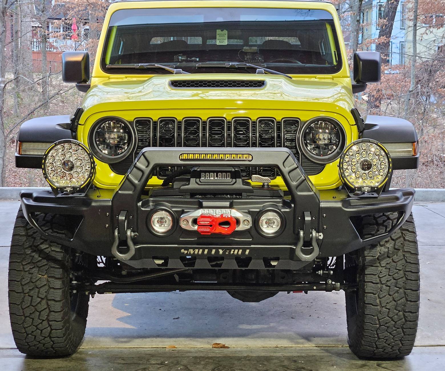 Jeep Gladiator Aux front bumper lighting opinions (black friday looming) 20250104_162128