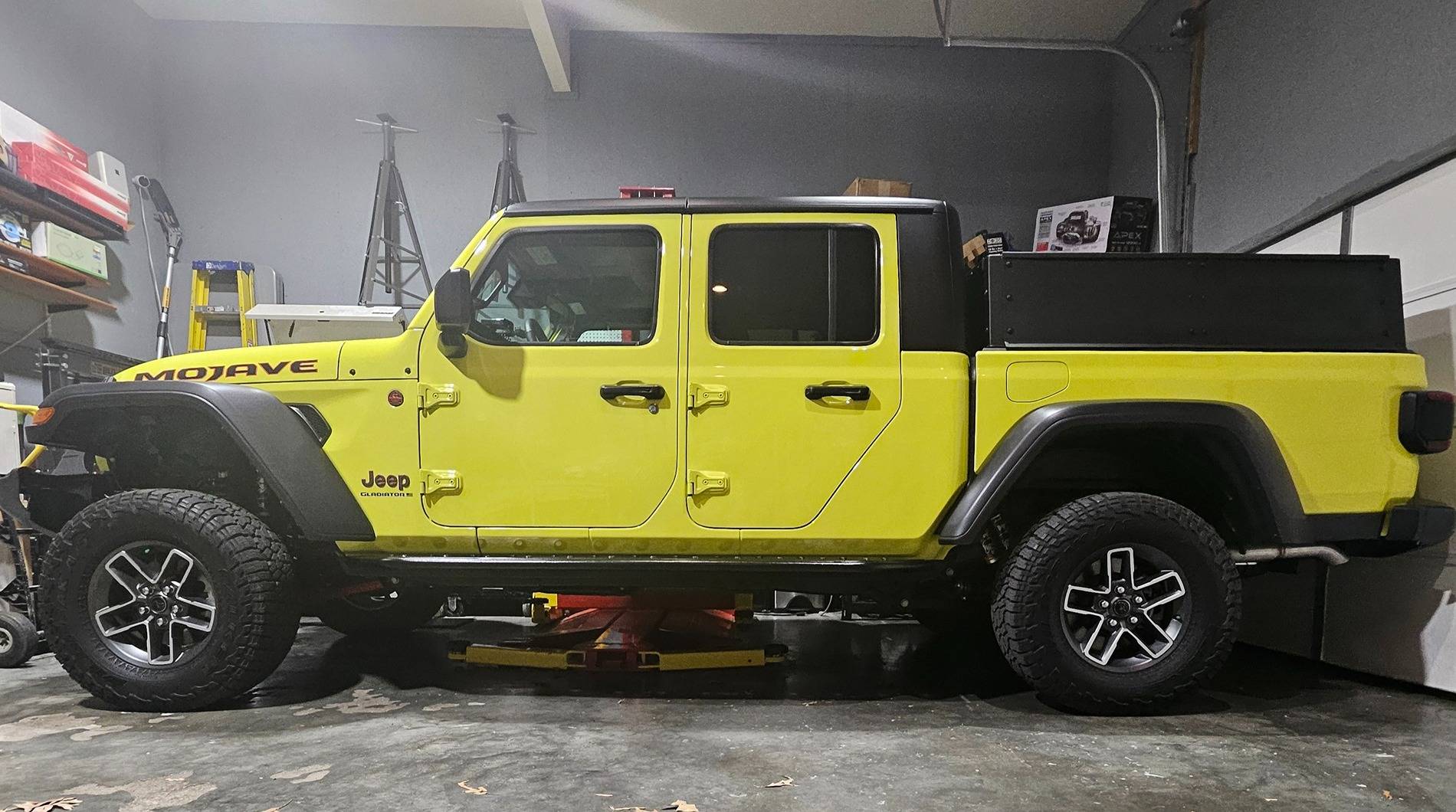 Jeep Gladiator Mojave stock height measurements 20250105_160221