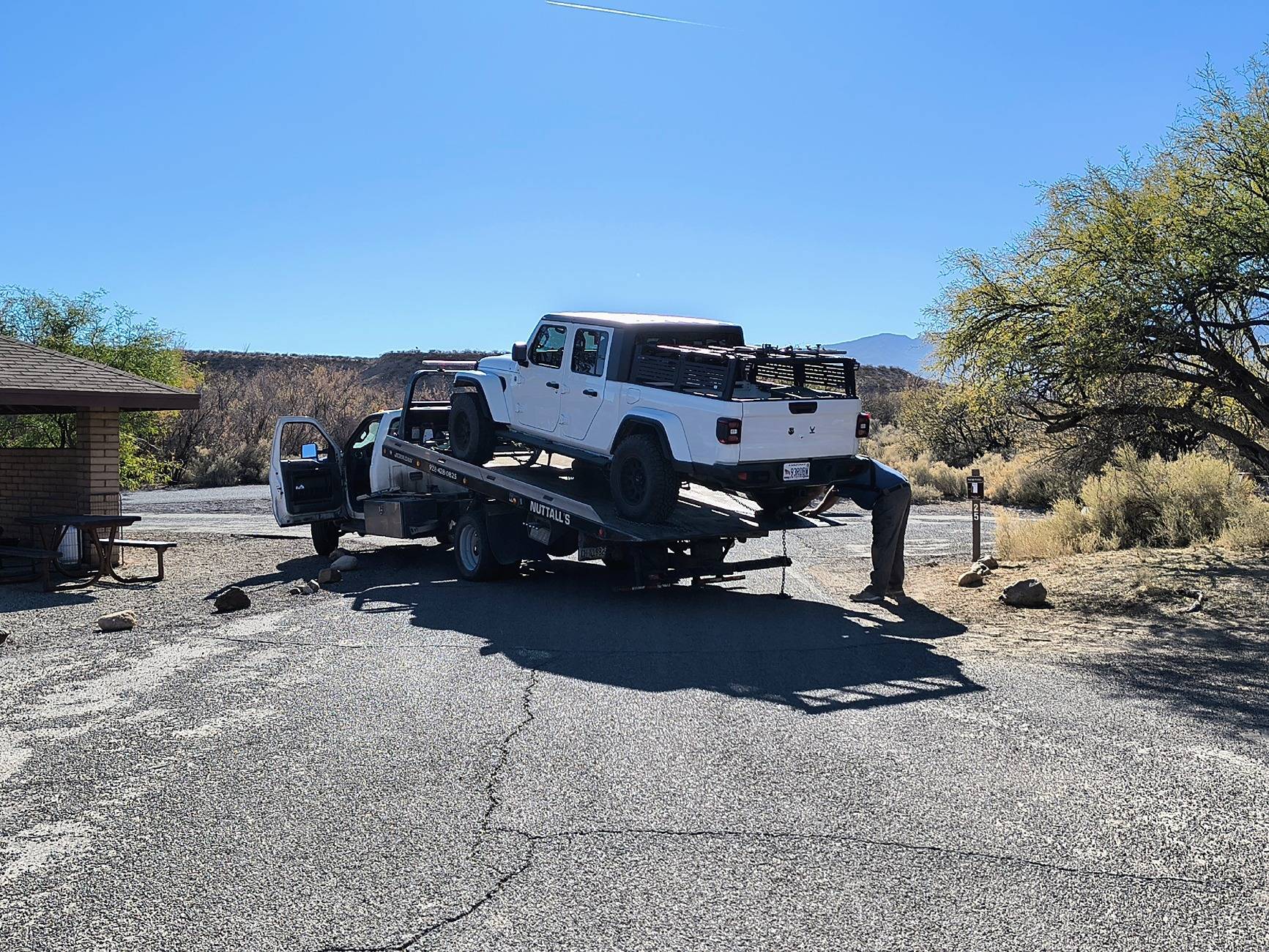Jeep Gladiator Uh Oh.... IMG_20250102_134539442_HDR_AE