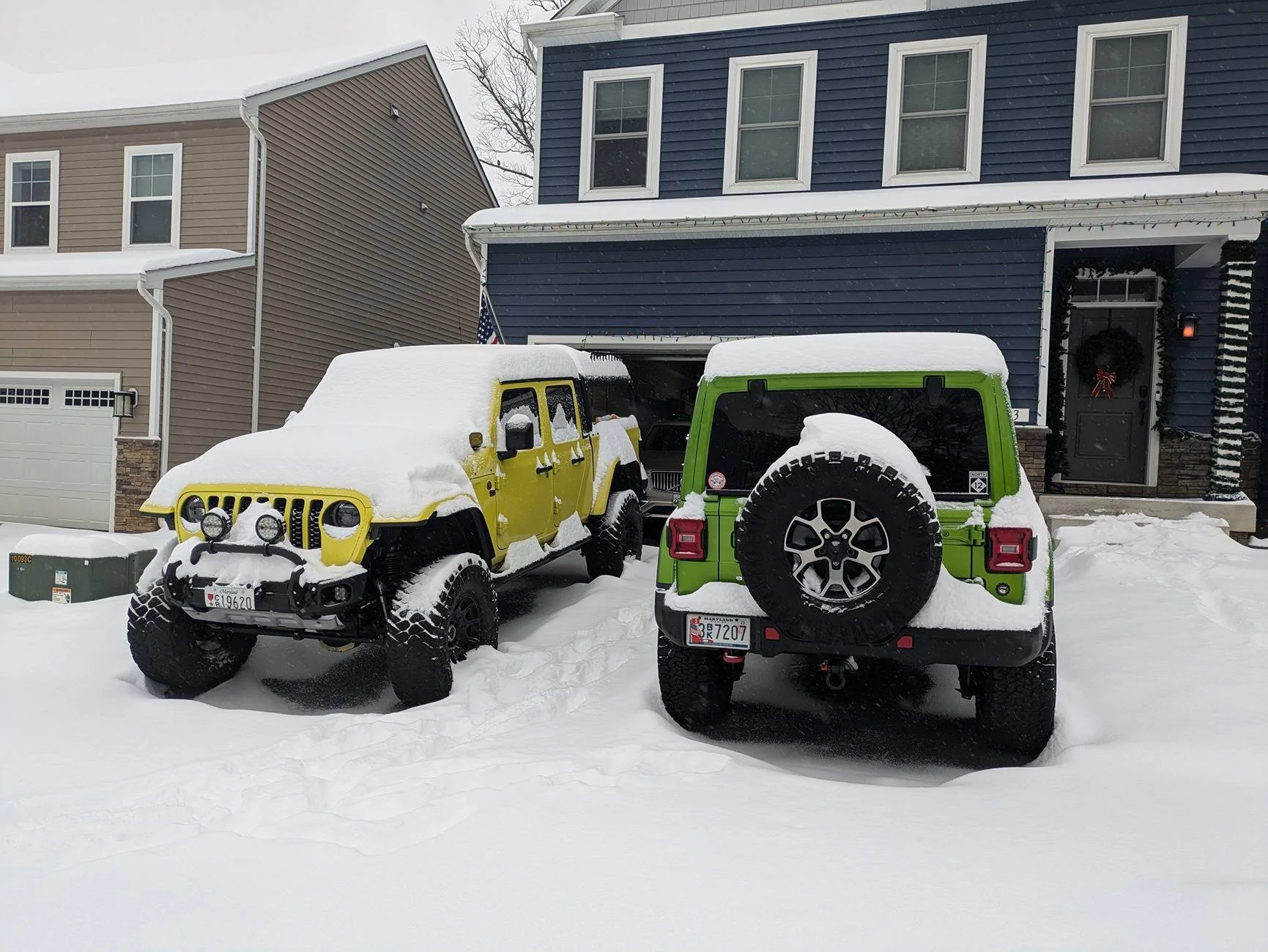 Jeep Gladiator Winter Storm Jan 6-7 2025  Post Pics Here! PXL_20250106_172251662.MP