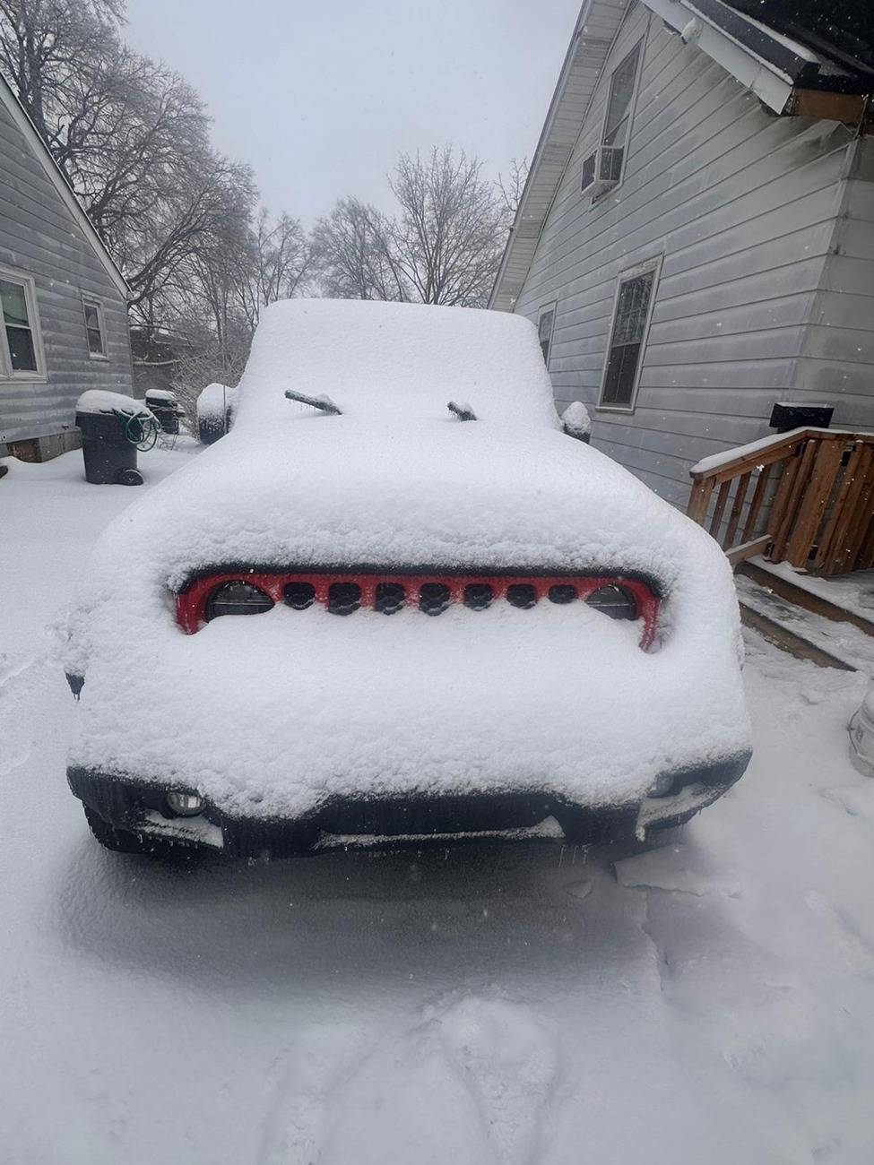 Jeep Gladiator Winter Storm Jan 6-7 2025  Post Pics Here! WhatsApp Image 2025-01-06 at 10.45.54 AM