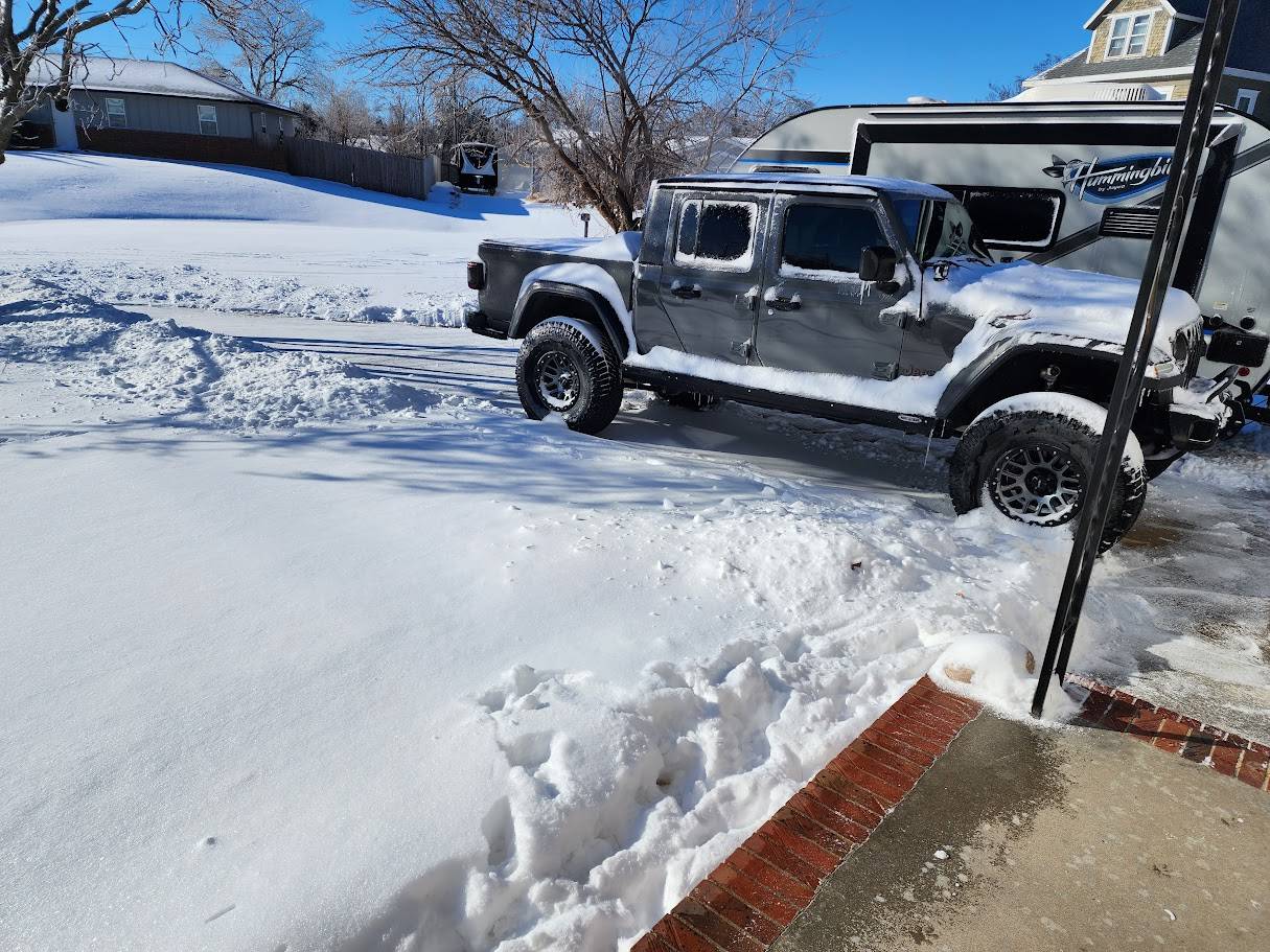 Jeep Gladiator Winter Storm Jan 6-7 2025  Post Pics Here! 20250106_102038