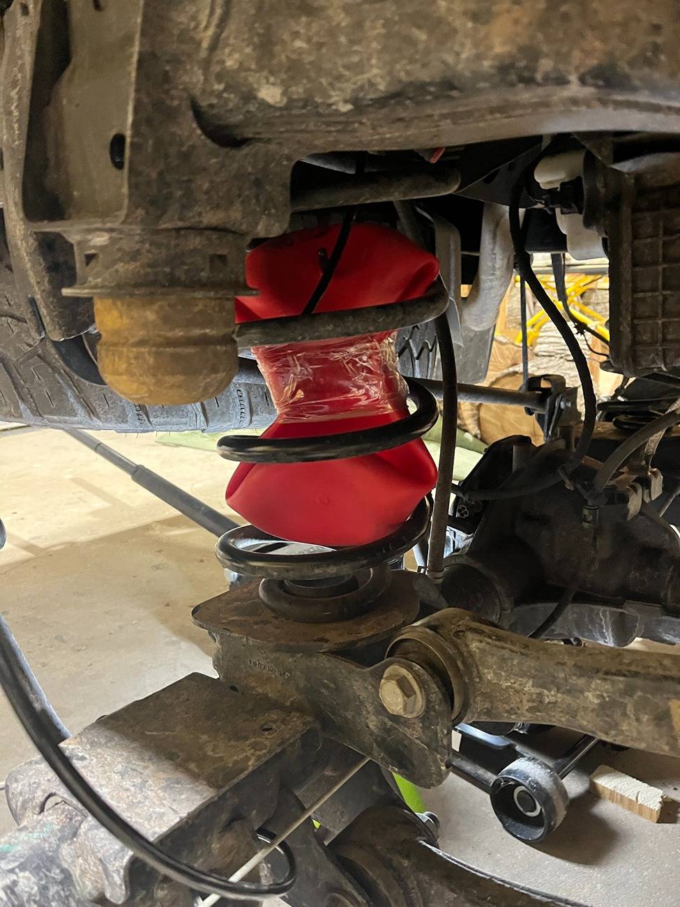 Jeep Gladiator AirLift rear bag system - info you need to know IMG_1333.JPG