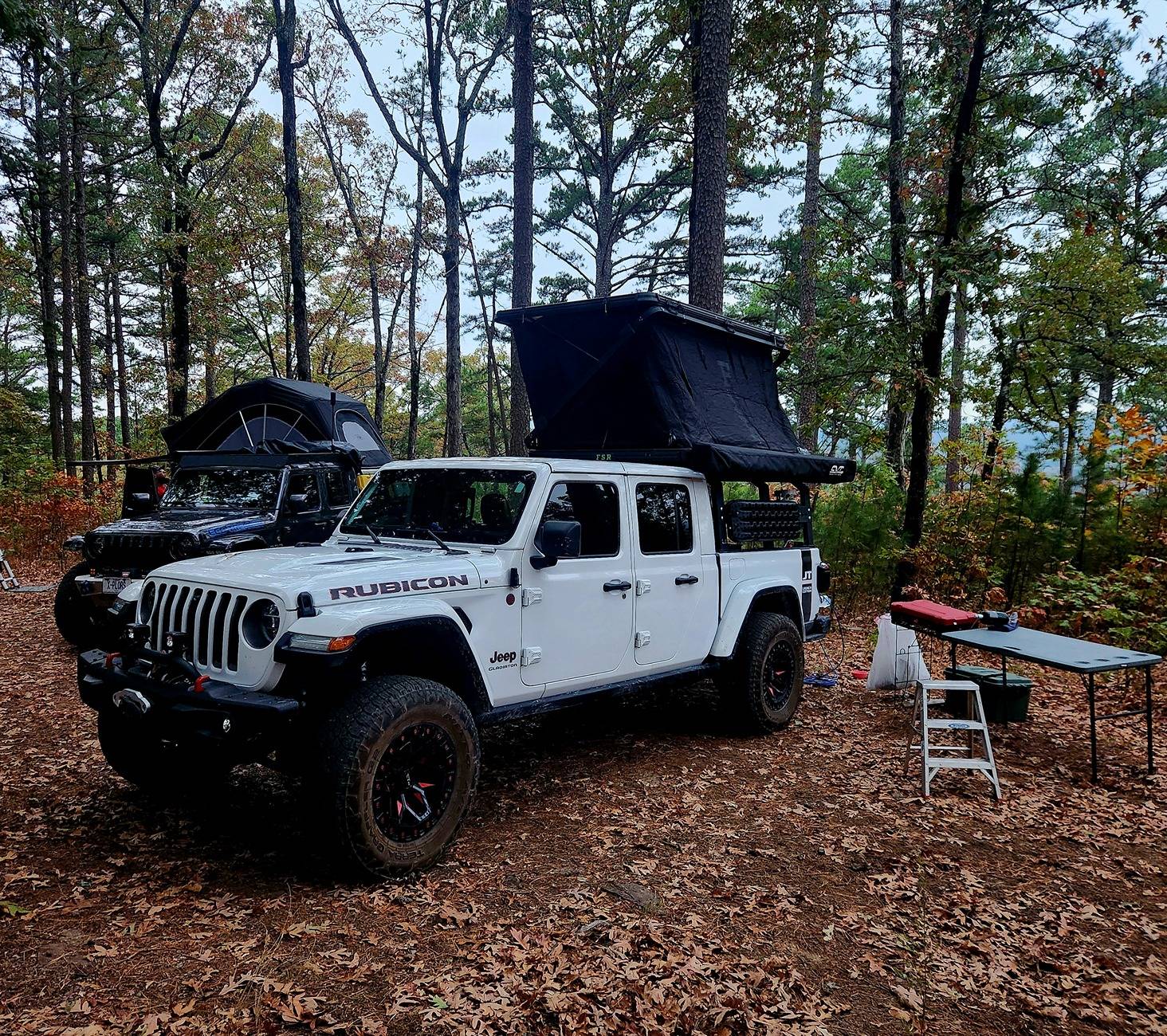 Jeep Gladiator BRIGHT WHITE Gladiator JT Club truck