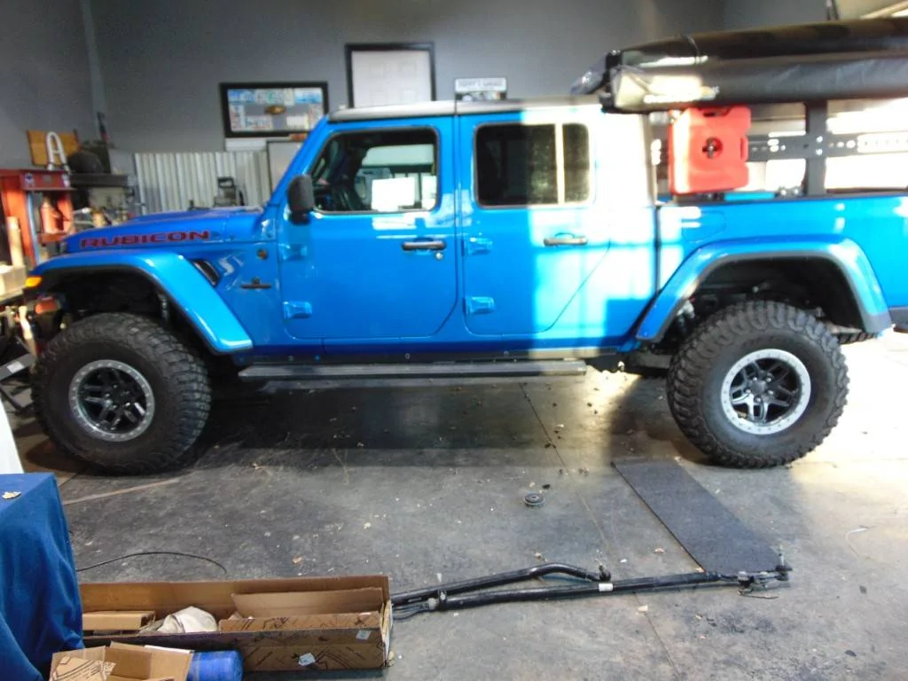 Jeep Gladiator 2022 AEV Gladiator Rubicon build DSC02893 (Medium)