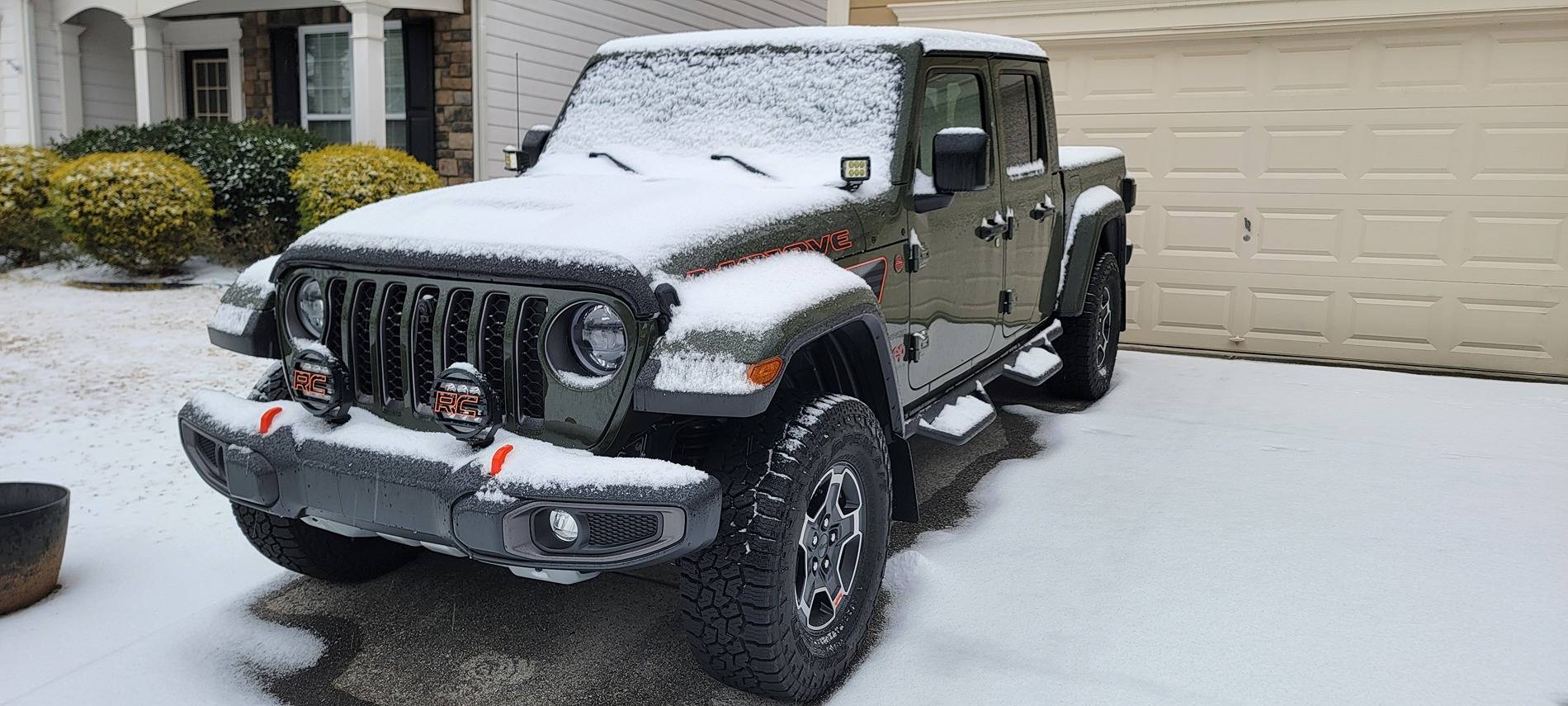 Jeep Gladiator Winter Storm Jan 6-7 2025  Post Pics Here! 1000027048