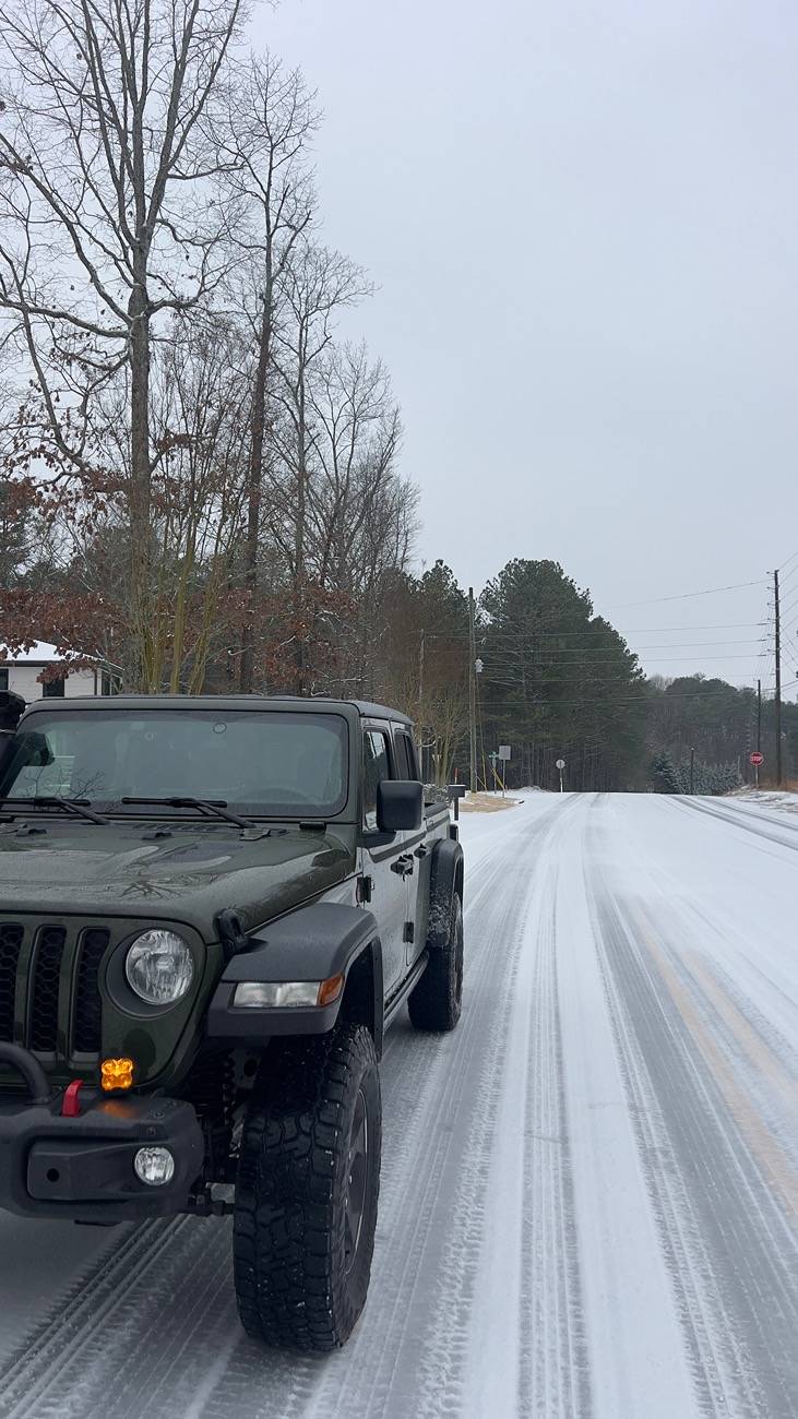 Jeep Gladiator Winter Storm Jan 6-7 2025  Post Pics Here! IMG_0056