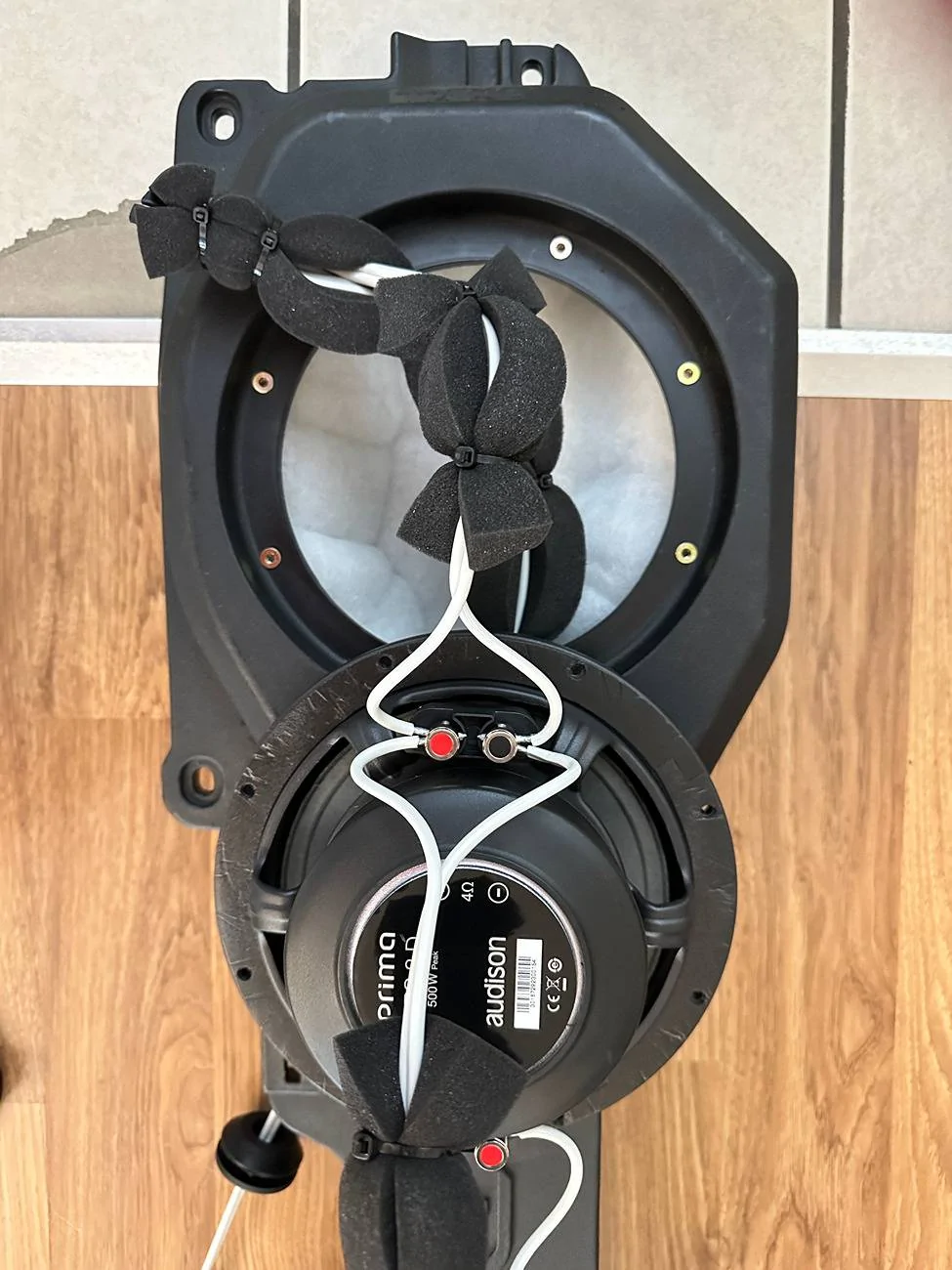 Jeep Gladiator Gladiator Semi-Stealth Fully Active 4-Way Stereo Install IMG_2823