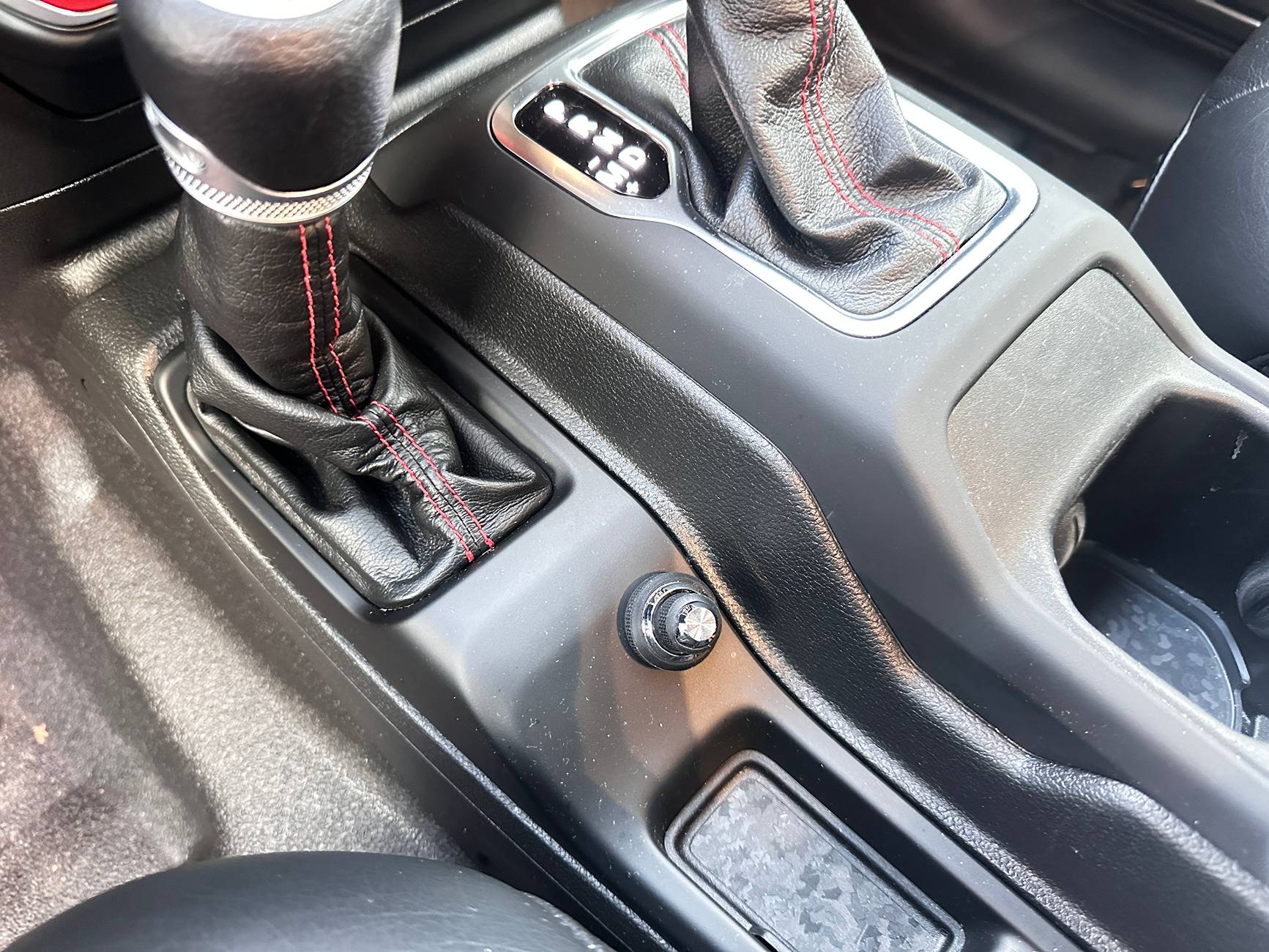 Jeep Gladiator Gladiator Semi-Stealth Fully Active 4-Way Stereo Install IMG_2907