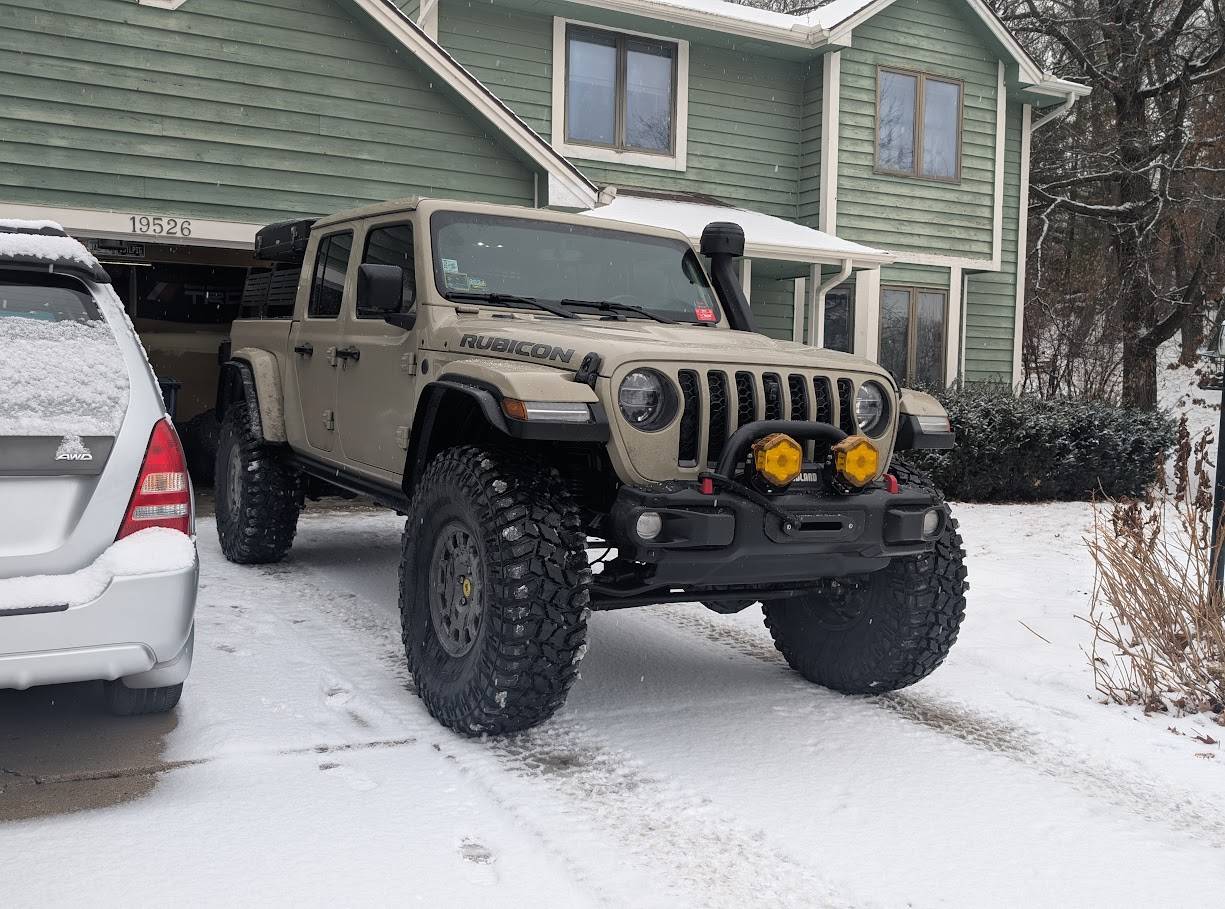 Jeep Gladiator Your first Mod of 2025 was (or will be)? PXL_20250110_181133628~2