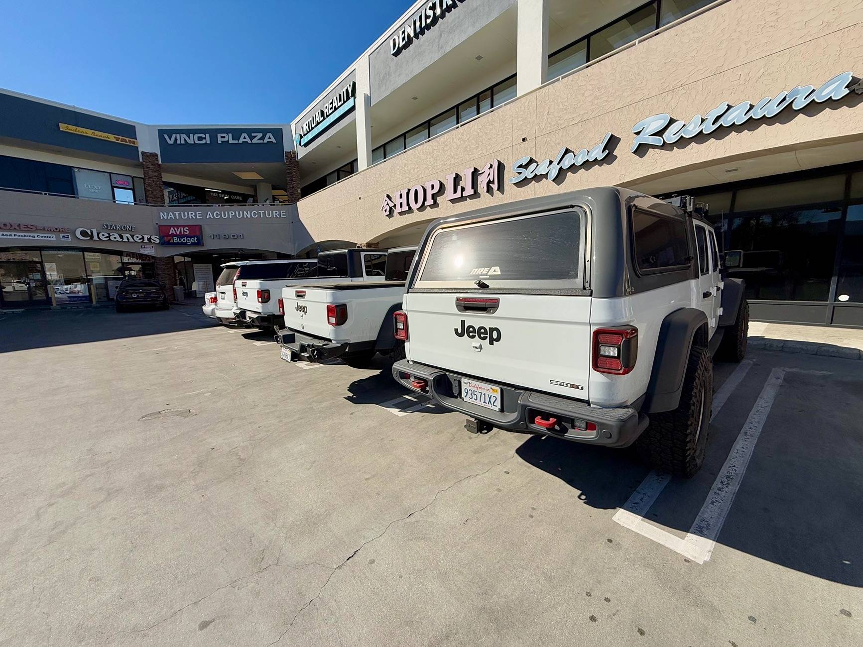 Jeep Gladiator BRIGHT WHITE Gladiator JT Club IMG_1134