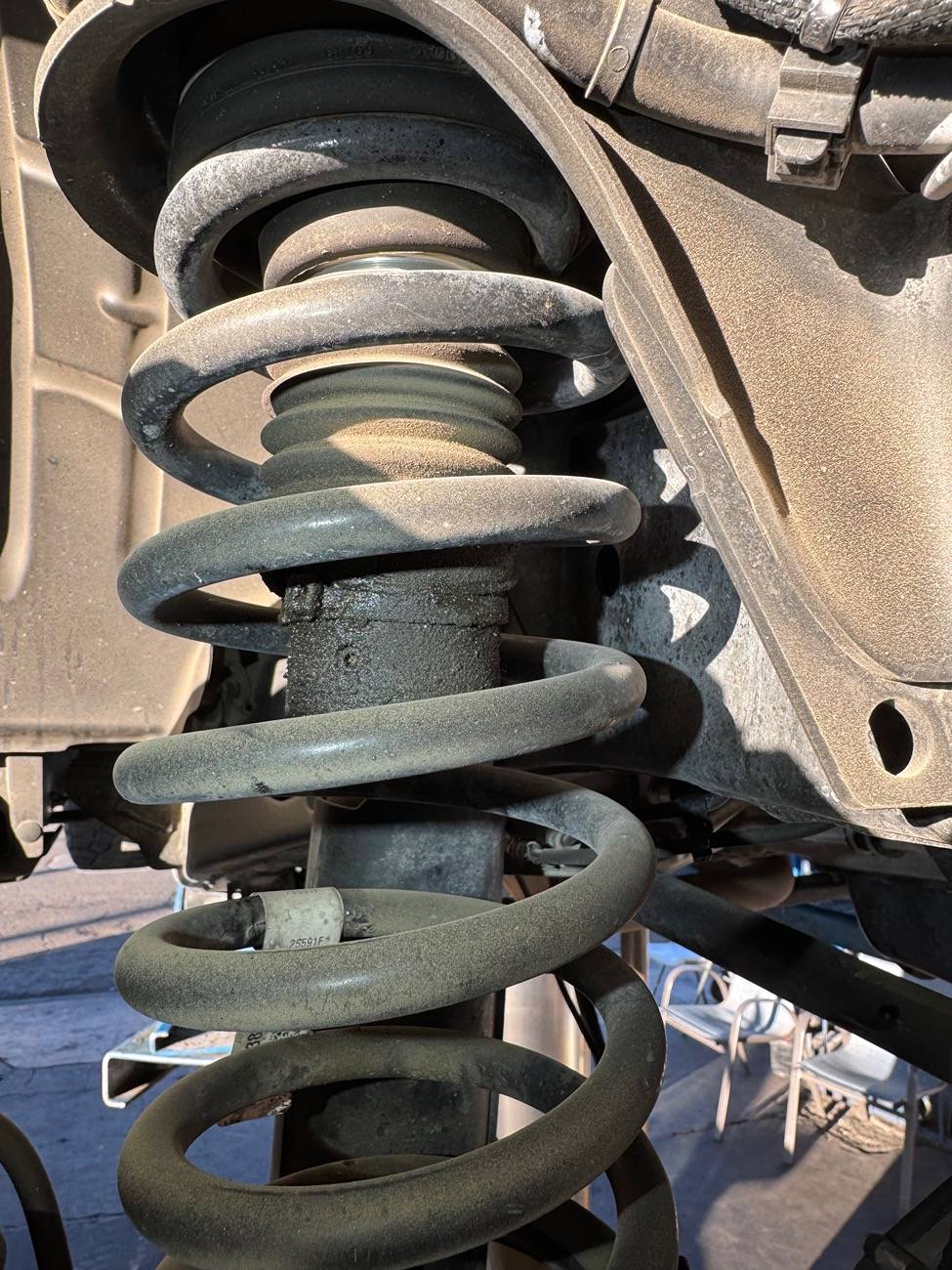 Jeep Gladiator Would king 2.0 hydraulic front bump stops fit on a Mojave? IMG_9468