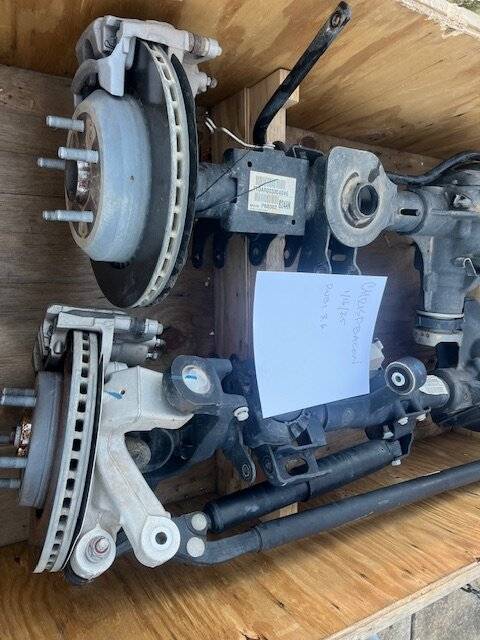 Jeep Gladiator Dana 44s axle set  '23 gladiator Rubicon Gas 18000 miles IMG_9320