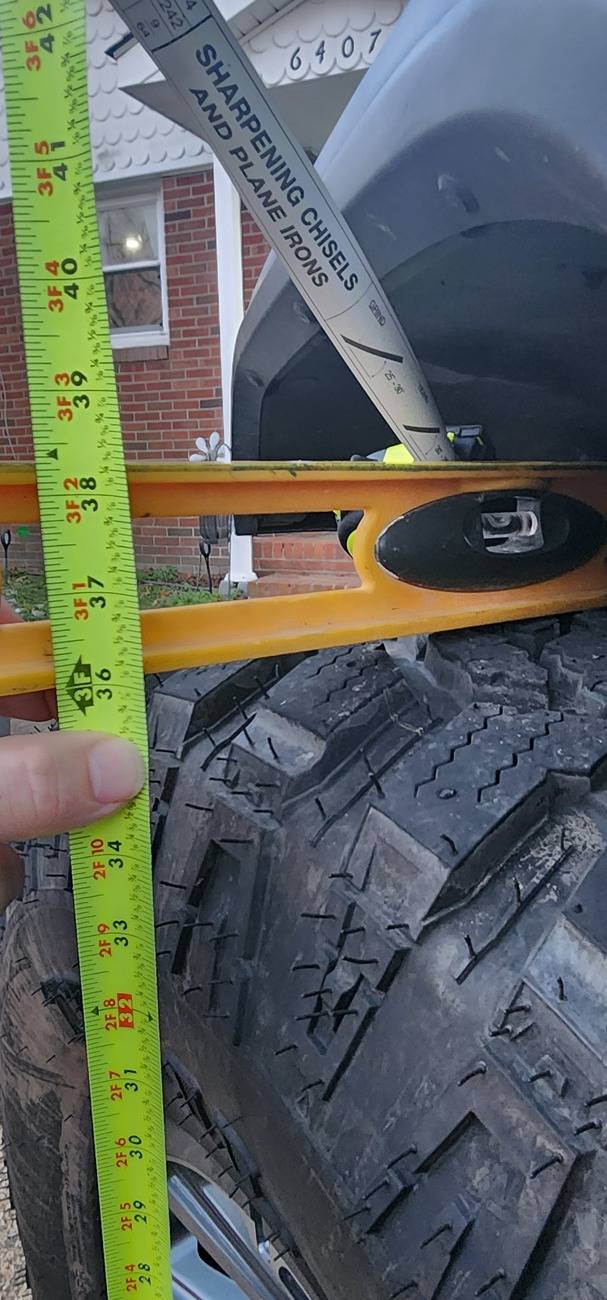 Jeep Gladiator 37s no lift 20250116_171252