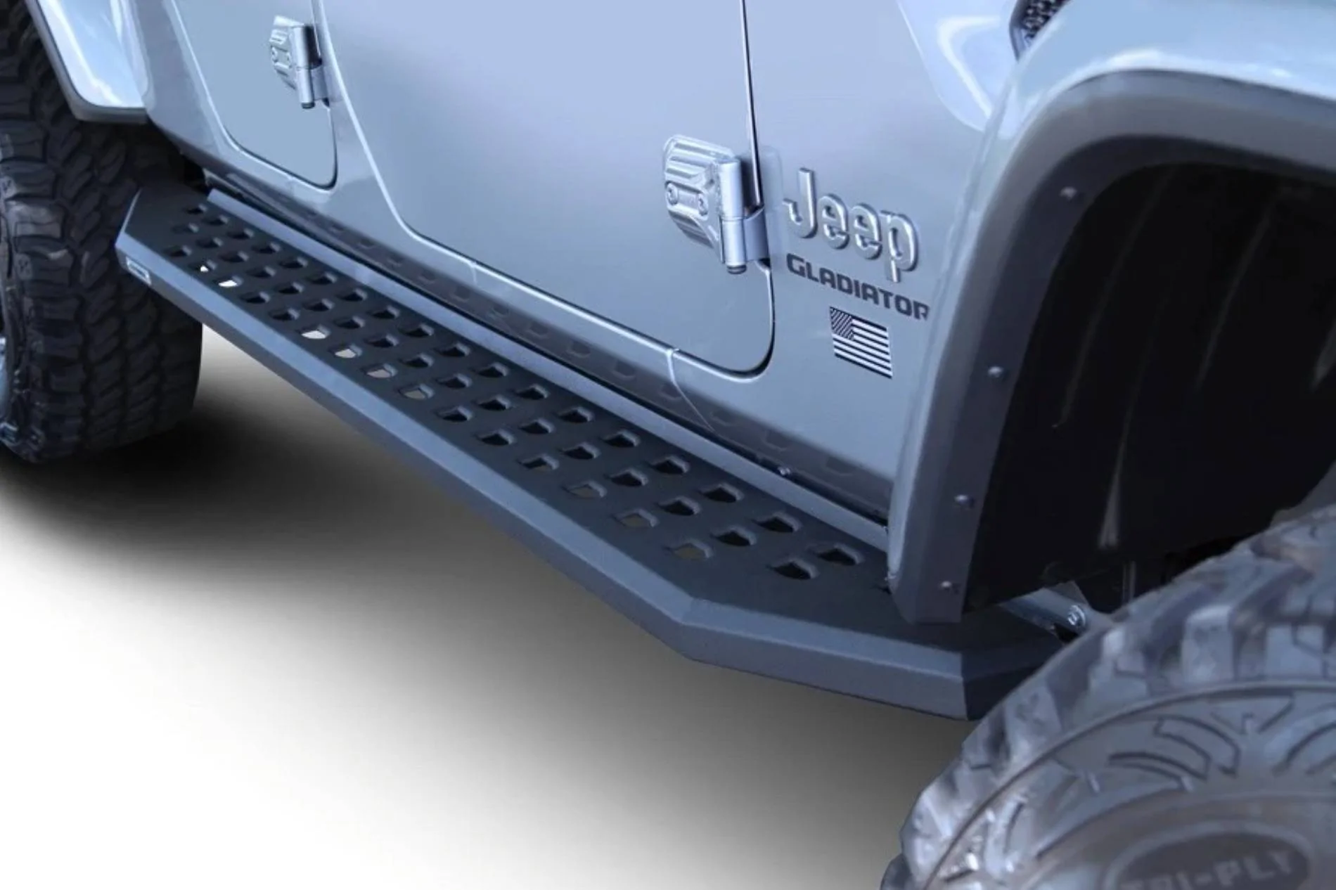 Jeep Gladiator Photo: What side steps are these? Screenshot_20250116_173700_Chrom