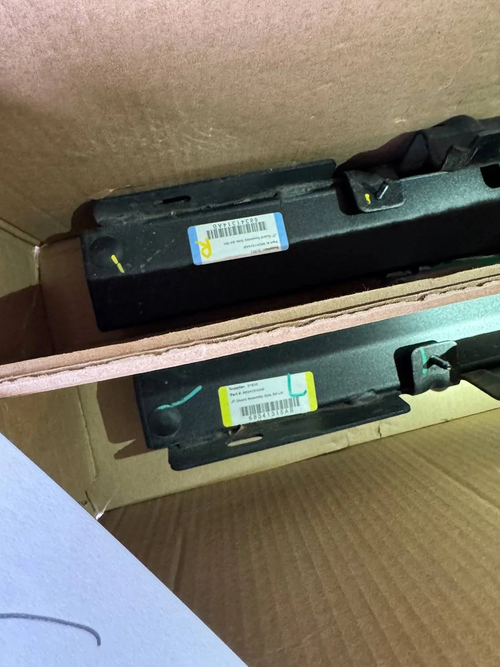 Jeep Gladiator 2024 Gladiator OEM Rock Rails IMG_5154
