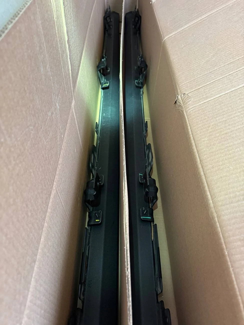 Jeep Gladiator 2024 Gladiator OEM Rock Rails IMG_5155