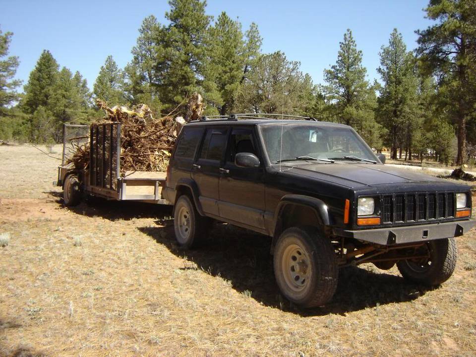 Jeep Gladiator differences between '21-'23 diesel models and how rare is this one? 9tckhxb-