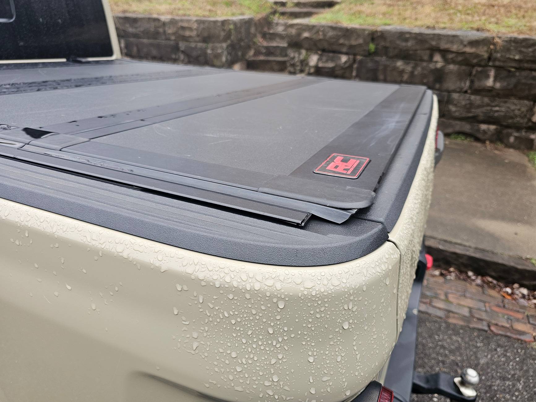 Jeep Gladiator RC Tri Fold Flip Up 20250118_133116