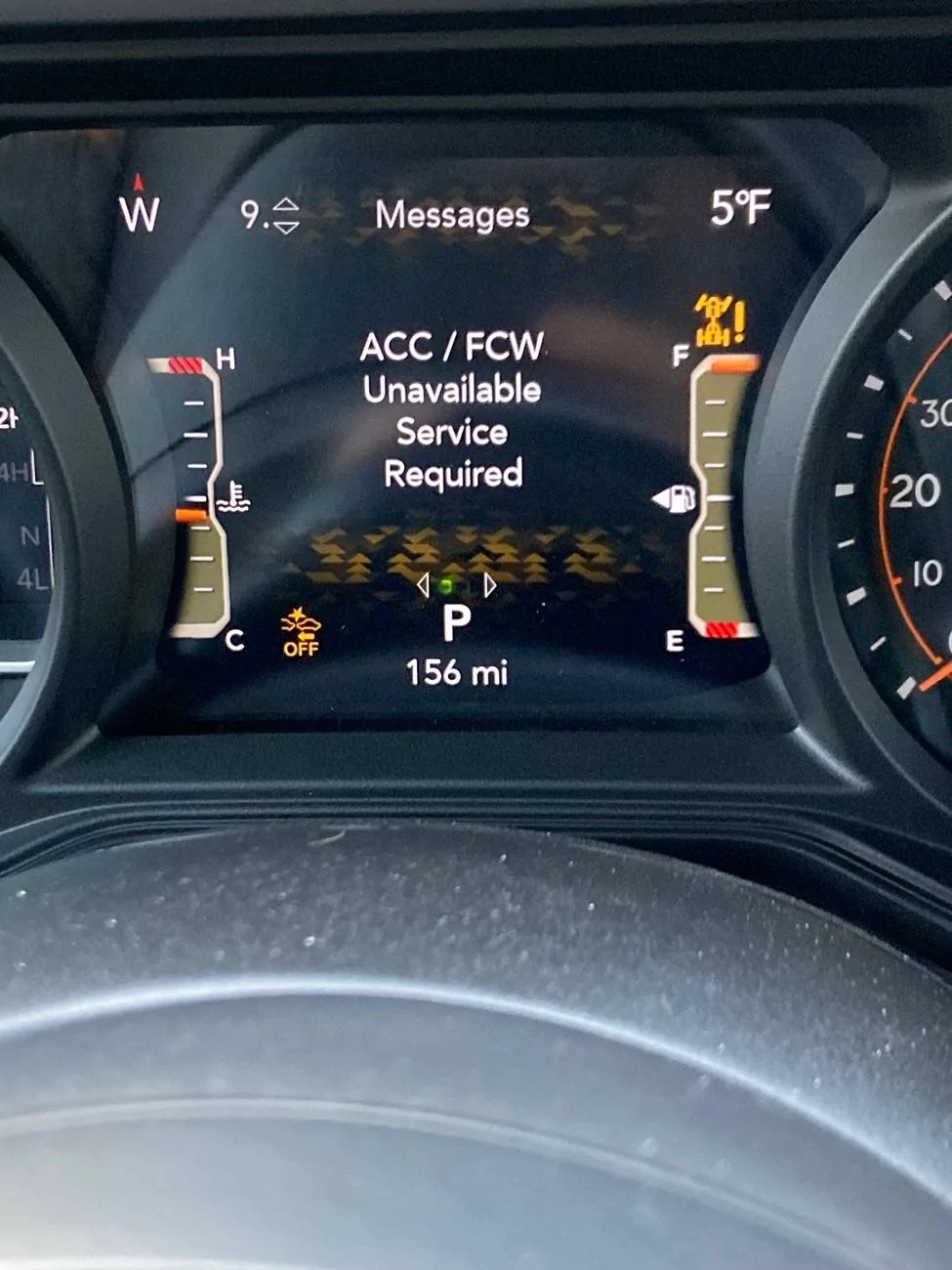 Jeep Gladiator New 2024 Mojave - Flickering Cab Lights IMG_4319