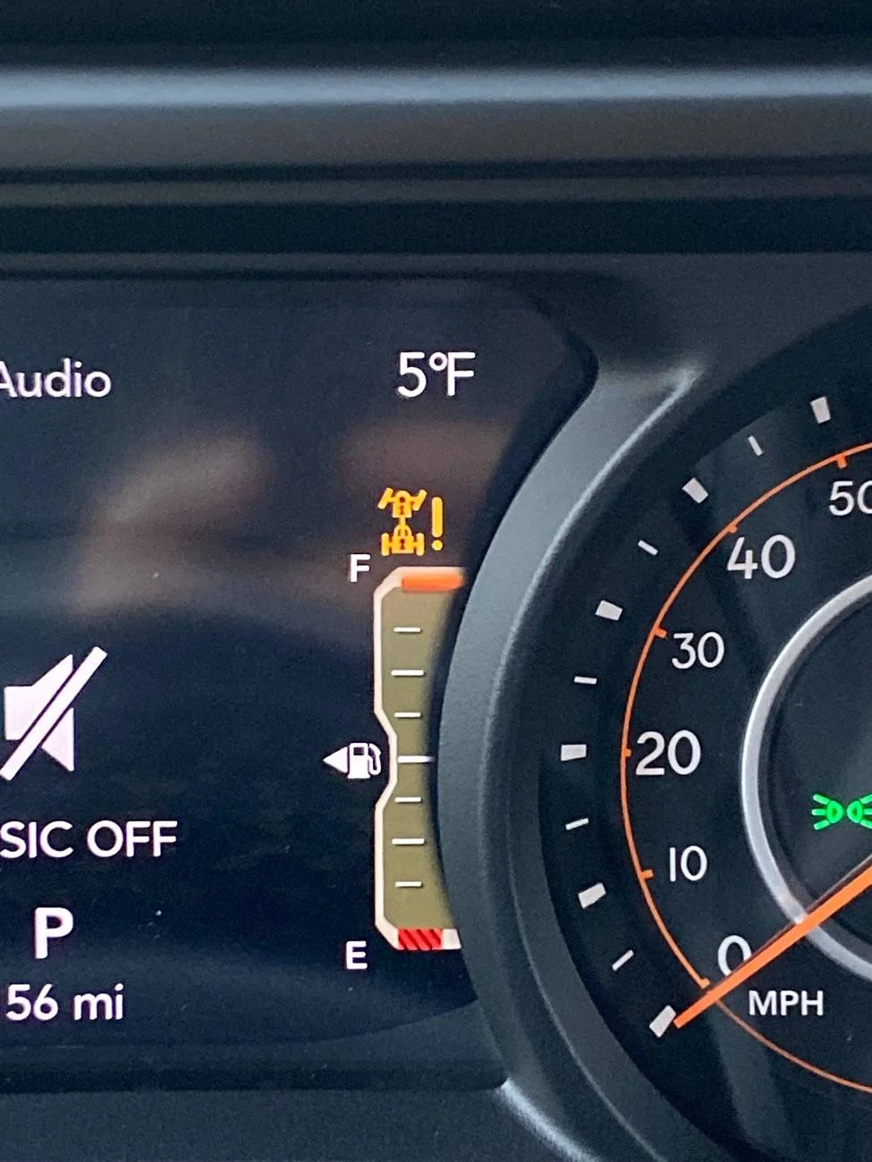 Jeep Gladiator New 2024 Mojave - Flickering Cab Lights IMG_4318