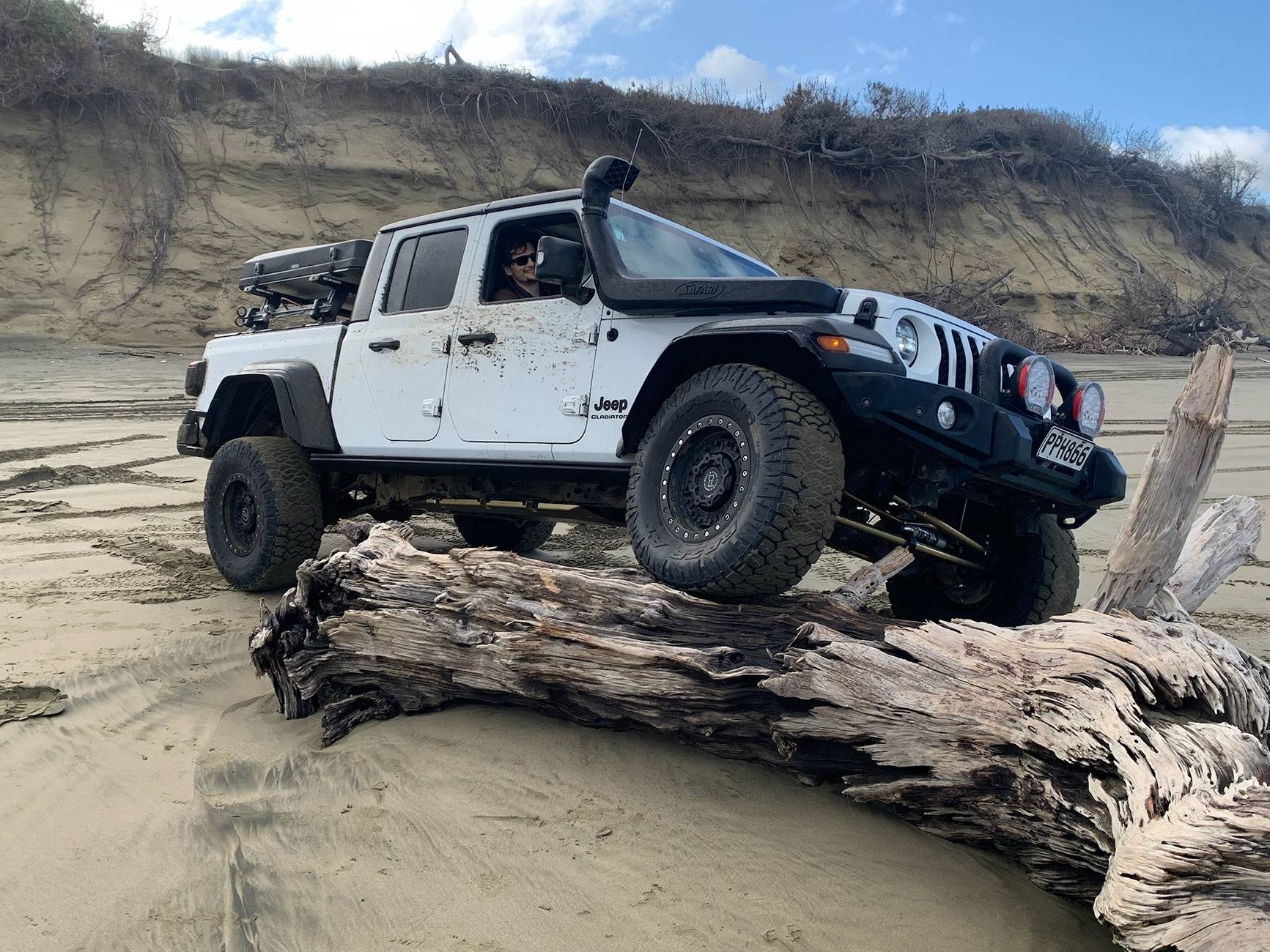 Jeep Gladiator skid plates  metalcloak IMG_6180