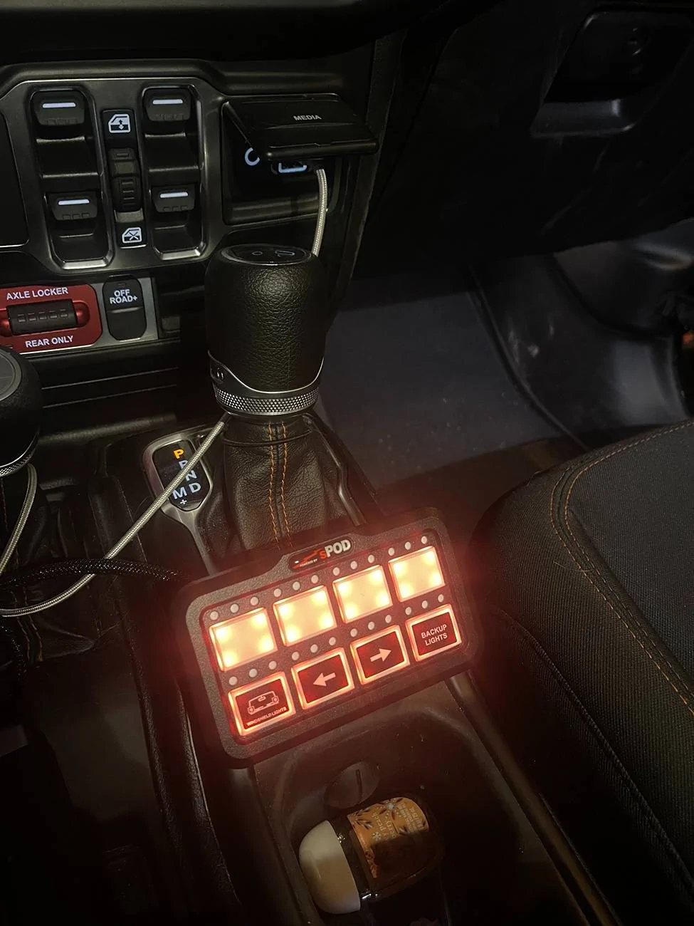 Jeep Gladiator Mojave orange mods j_spod