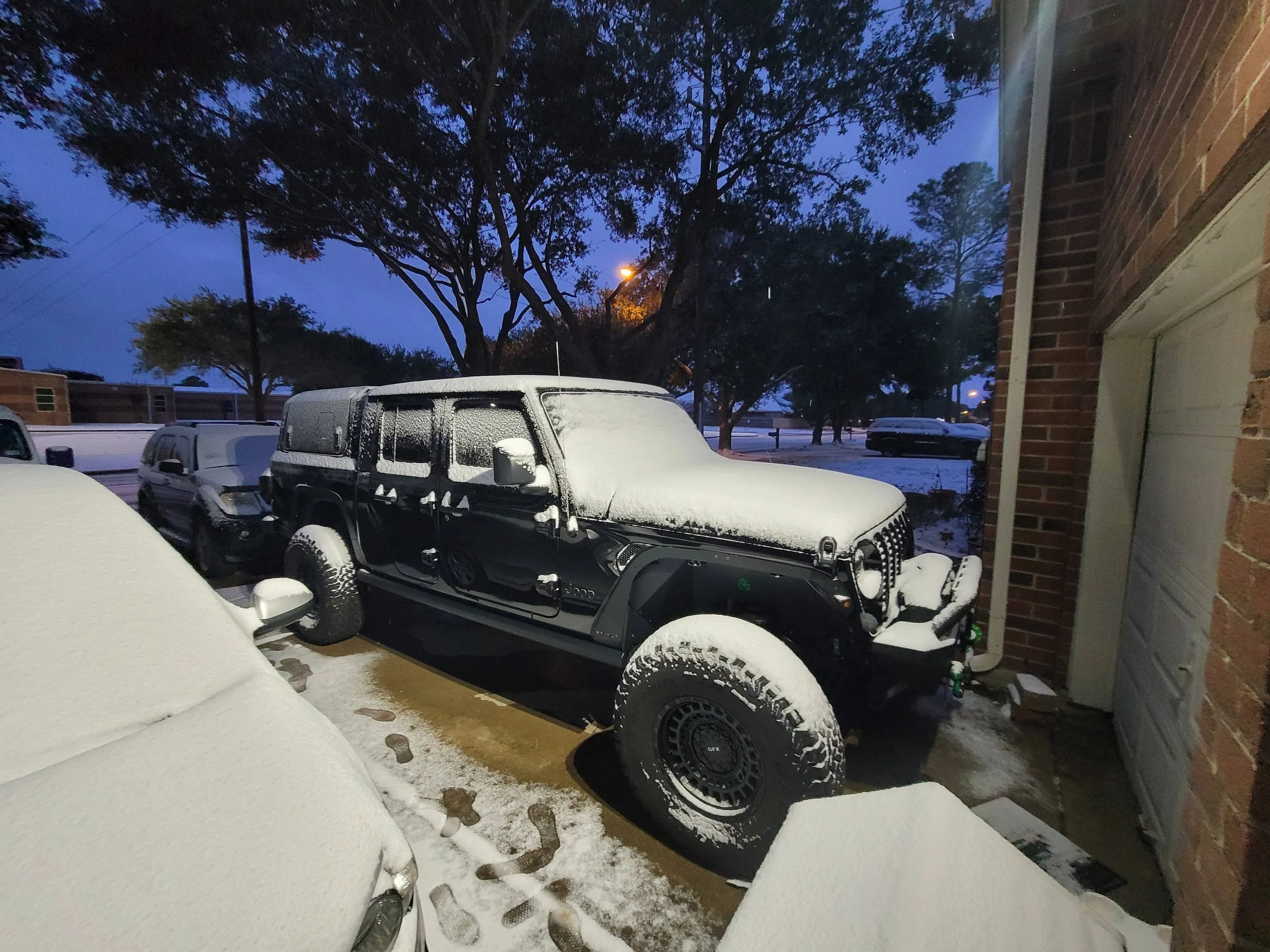 Jeep Gladiator Winter Storm Jan 6-7 2025  Post Pics Here! 9vNlv7N