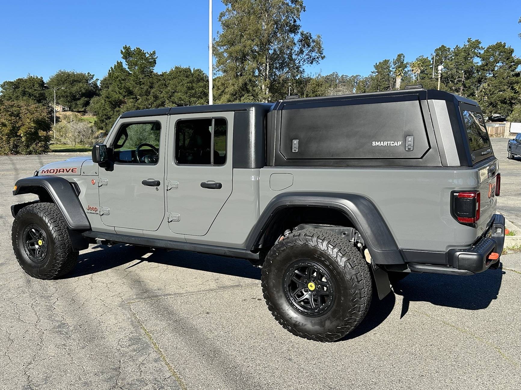 Jeep Gladiator 2020 Jeep Gladiator Mojave, loaded, 18k miles 28 - zruvcdQ