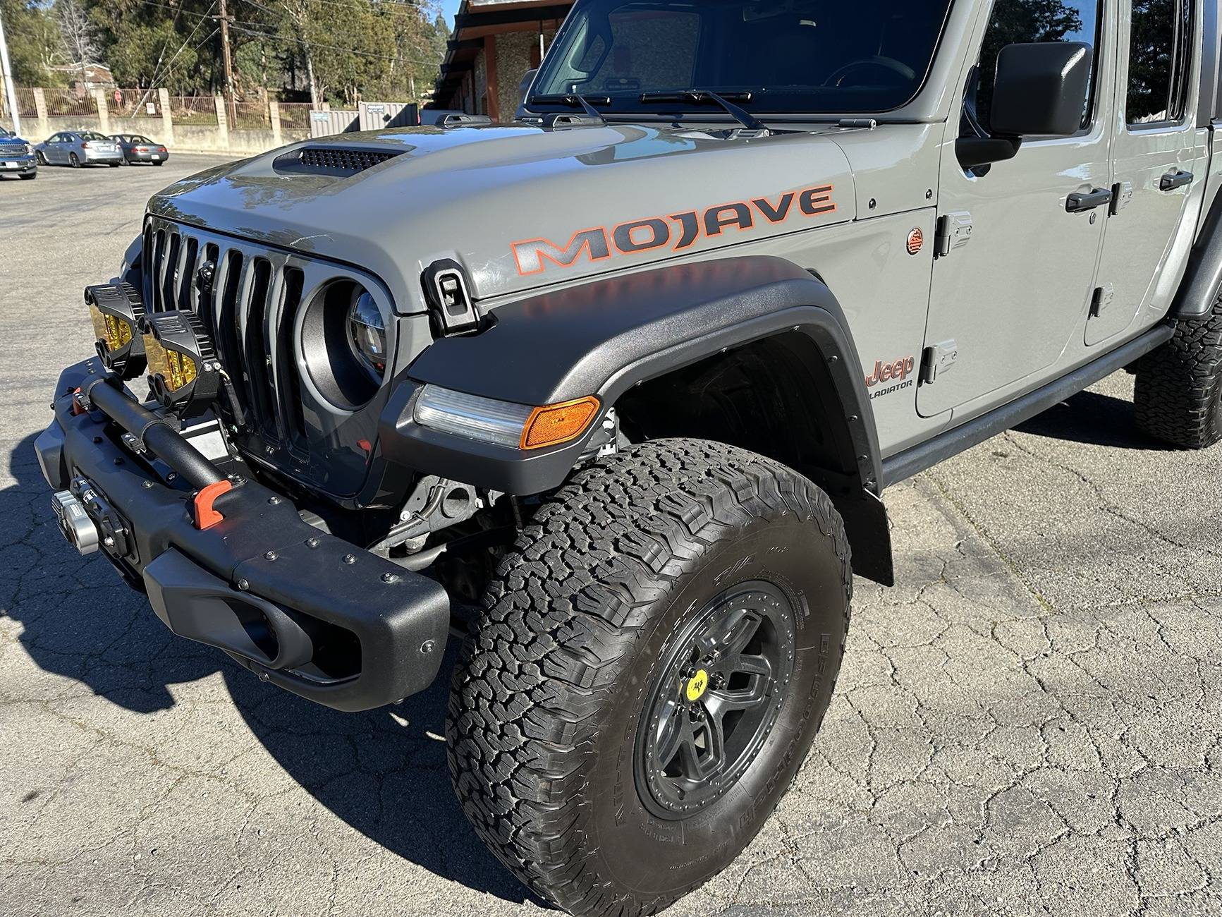 Jeep Gladiator 2020 Jeep Gladiator Mojave, loaded, 18k miles 20 - GUKO3ZN
