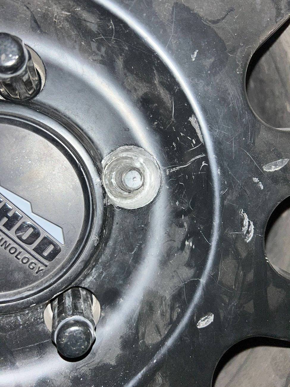 Jeep Gladiator Help & Advice Needed - Spline Lug Nut Broken & Rounded Off IMG_1936