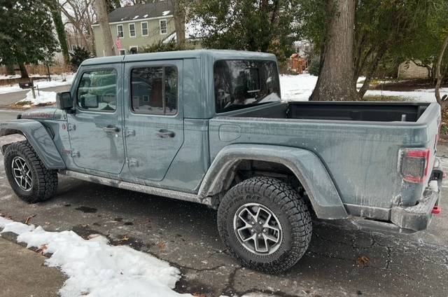Jeep Gladiator 2024 Rubicon X $48,844 30% off MSRP IMG_7130