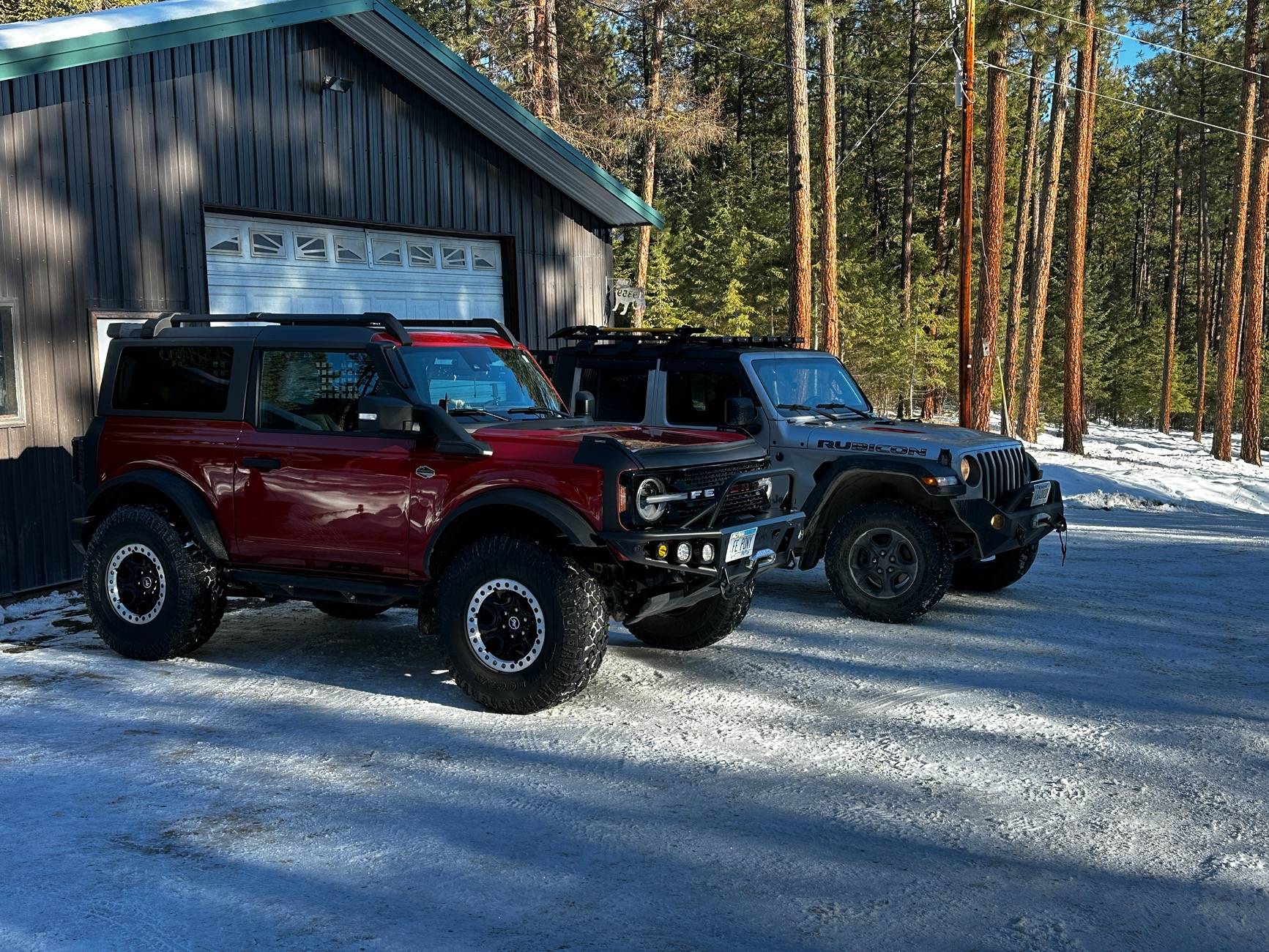 Jeep Gladiator Roof rack that only cover the freedom top panels IMG_1916