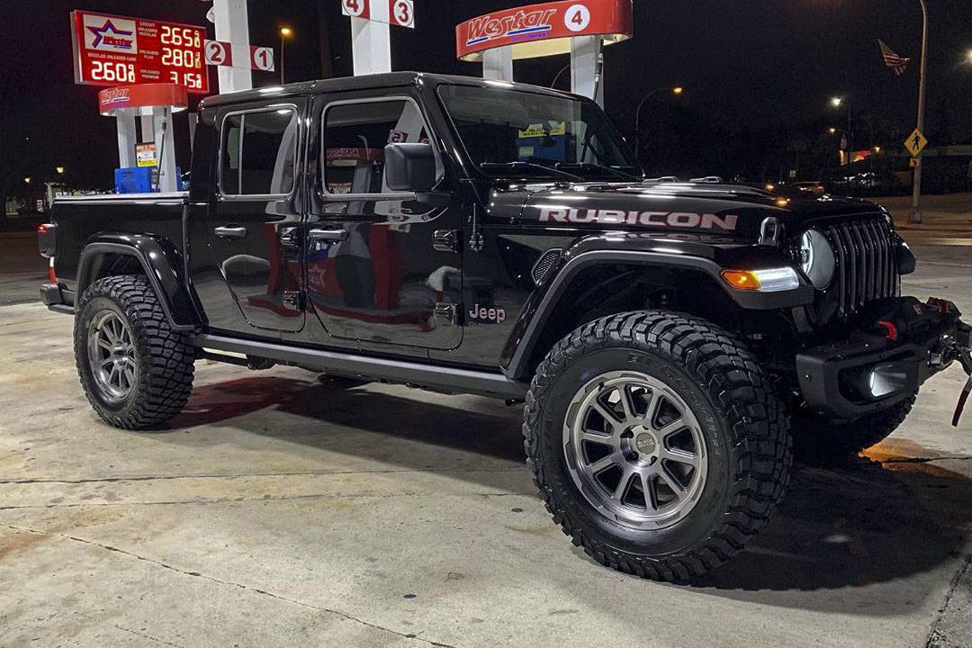Jeep Gladiator So you don't want black wheels? Check out these combos for your JT! BlackRhinoChaseGunmetalGladiator