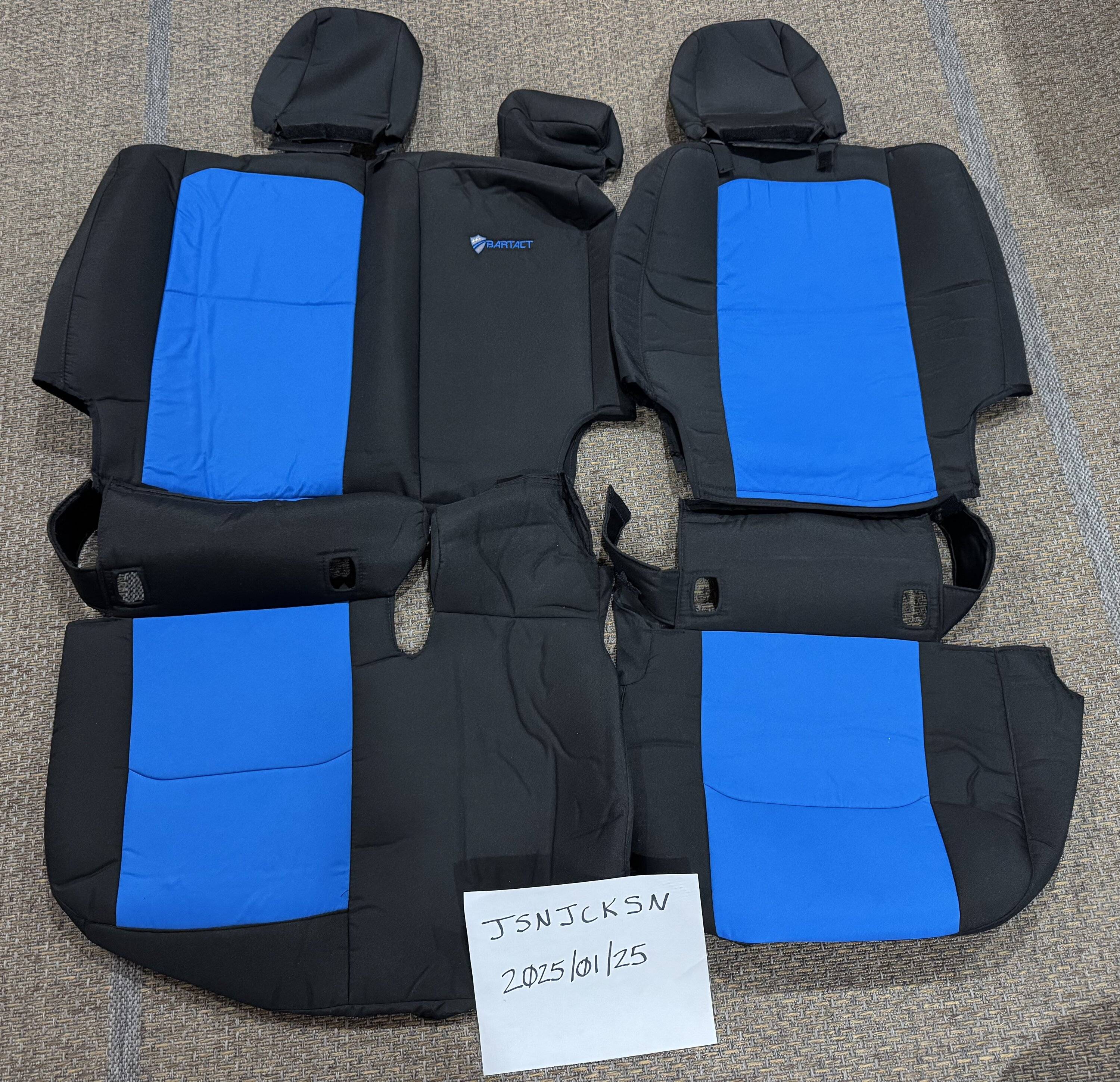 Jeep Gladiator Bartact Seat Cover Set - Blue Inset $225 OBO IMG_3176