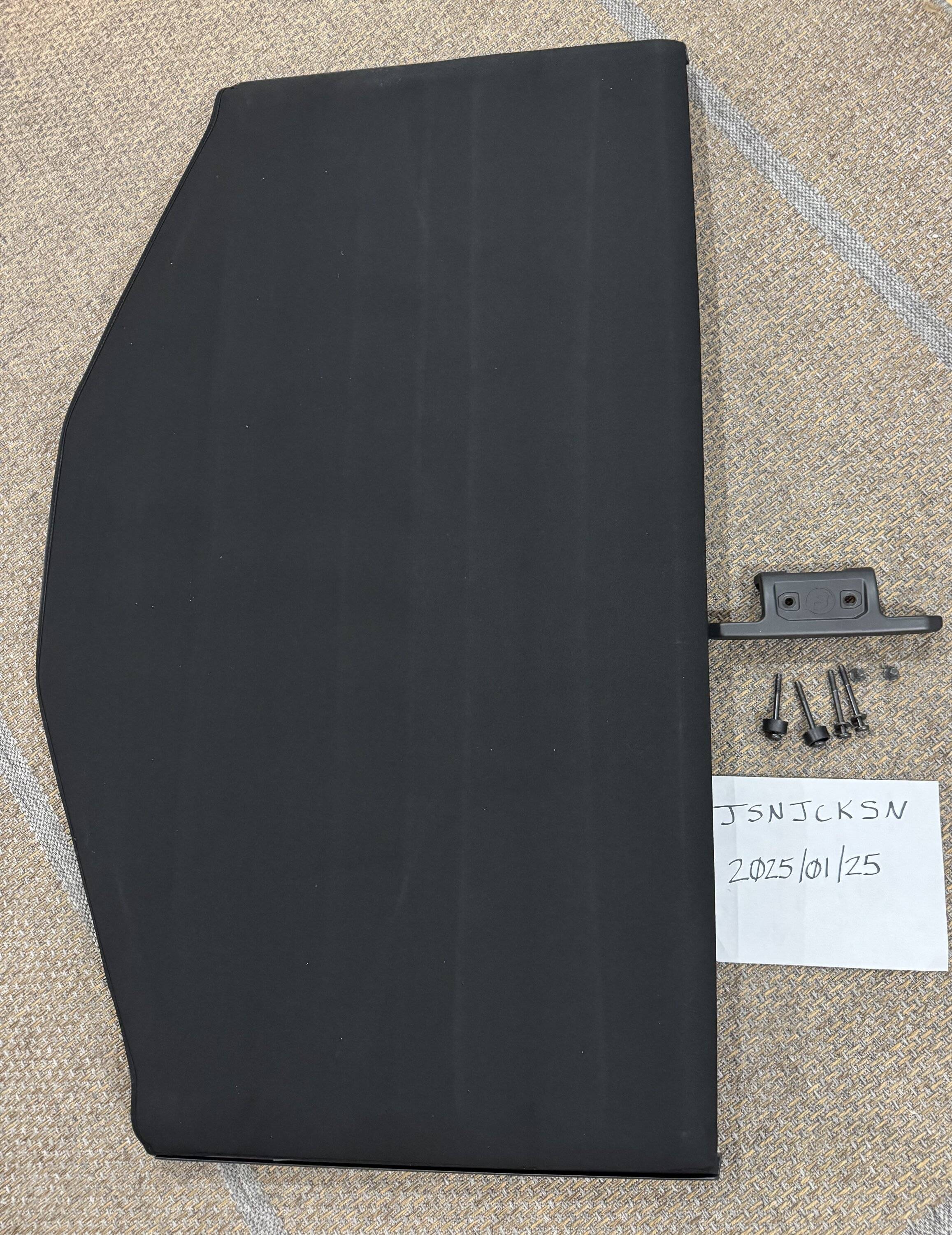 Jeep Gladiator Bestop Sunrider in Premium Twill $450 IMG_3185