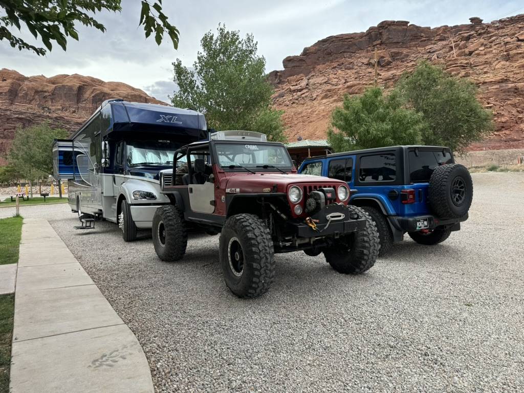Jeep Gladiator Gladiator Expedition Rigs 1737907188782-nq