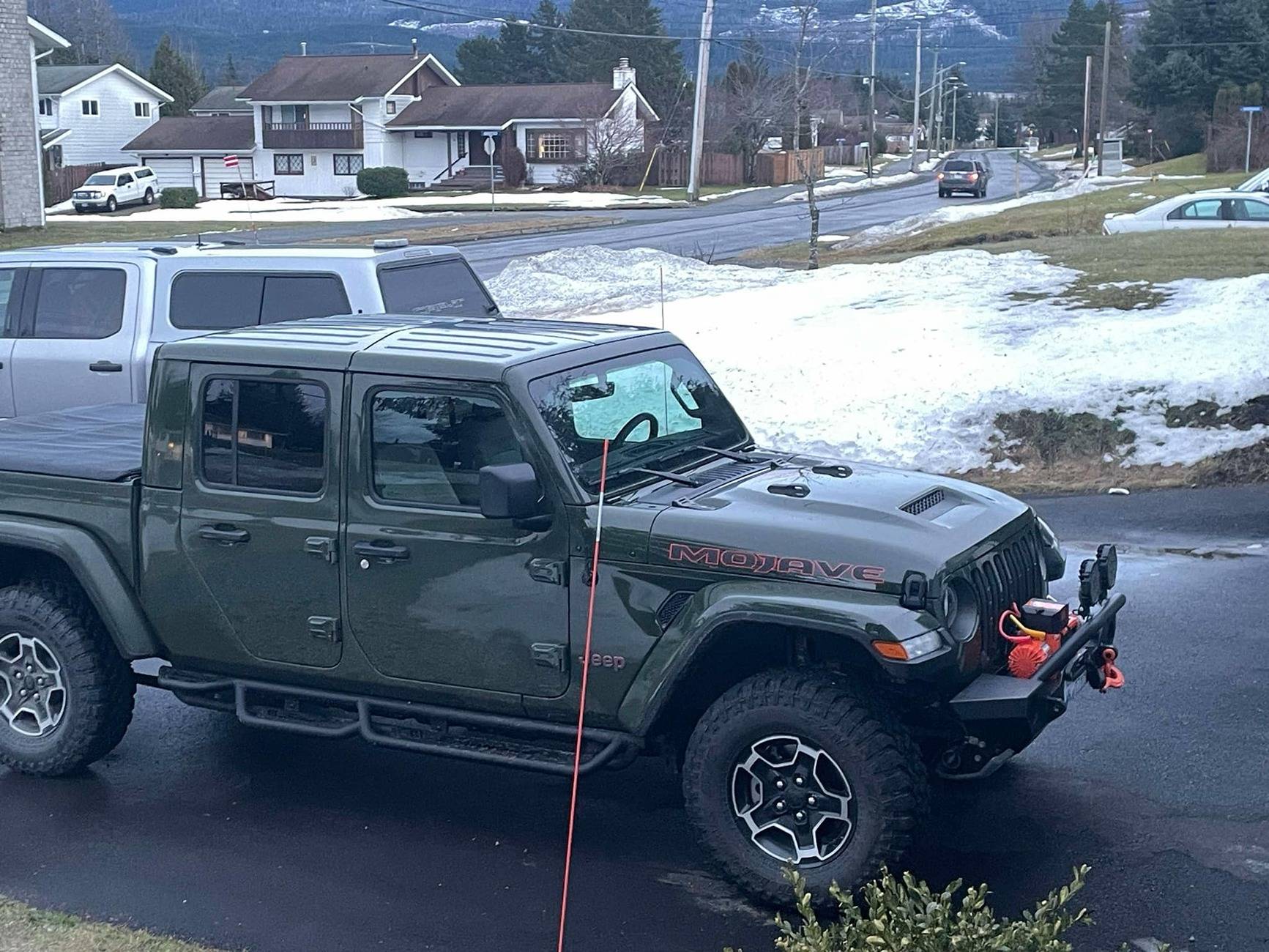 Jeep Gladiator Vevor 13.5k winch Jeep 2