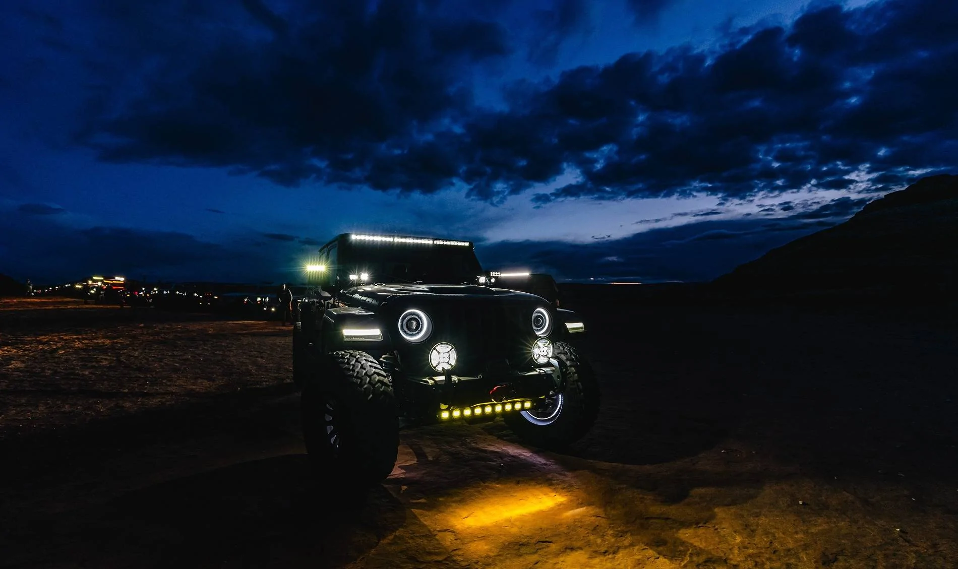 Jeep Gladiator Product of the Week: LED Off-road Side Mirror Ditch Lights ORACLE_Lighting_Night_Trail